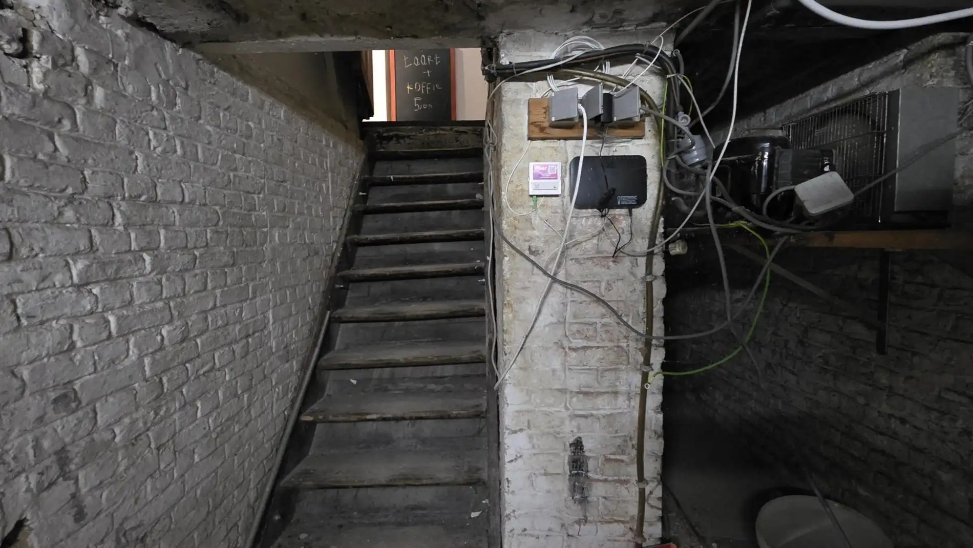 Verhuurd handelspand aan station Aarschot foto 11