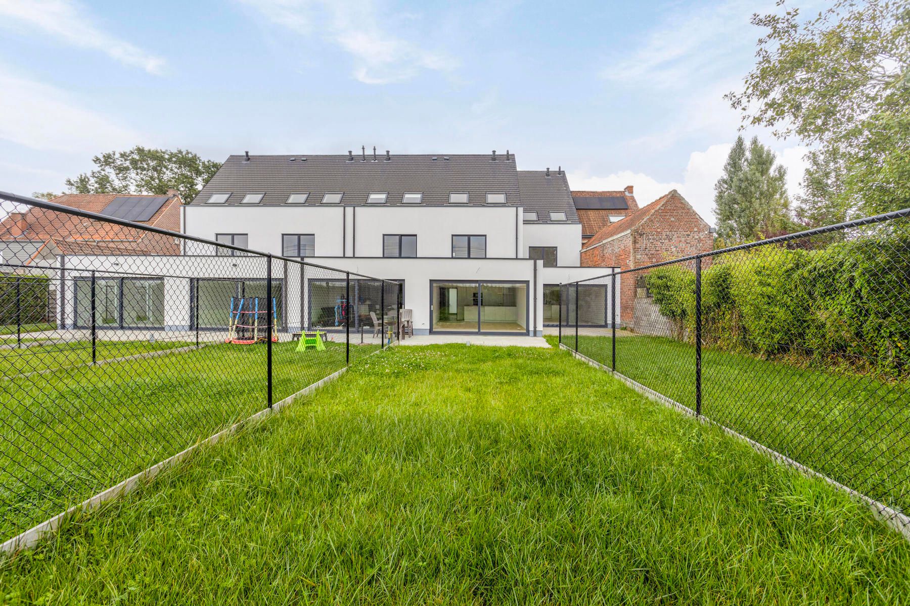 Ruime nieuwbouwwoning met 4 slaapkamers ! foto 23