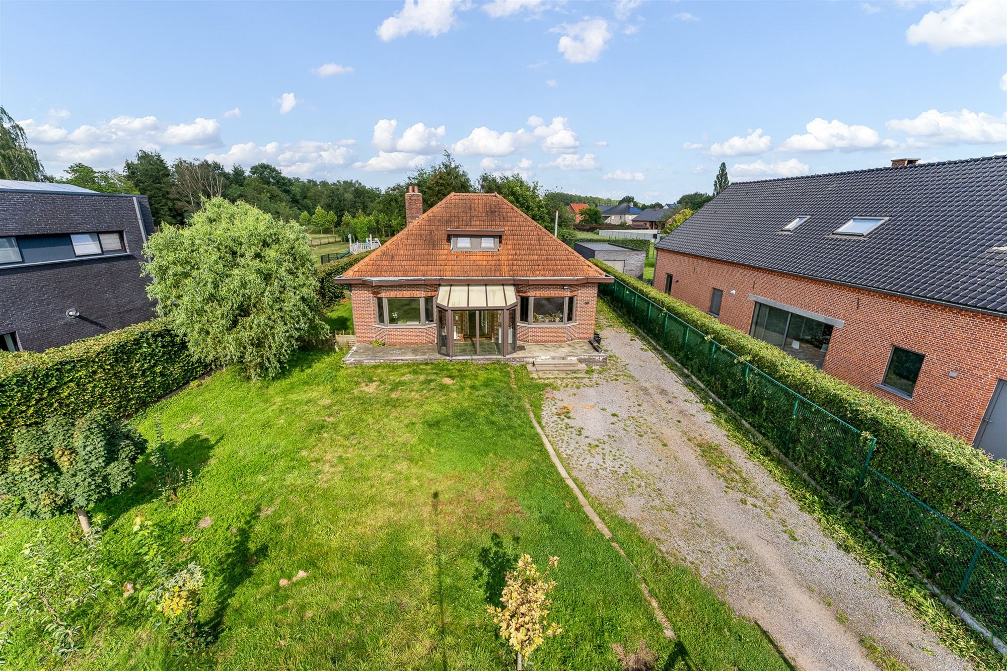 KNAP GERENOVEERDE WONING MET 3 SLAAPKAMERS UITERST RUSTIG GELEGEN OP EEN PERCEEL VAN 9A44CA TE KOERSEL foto 22