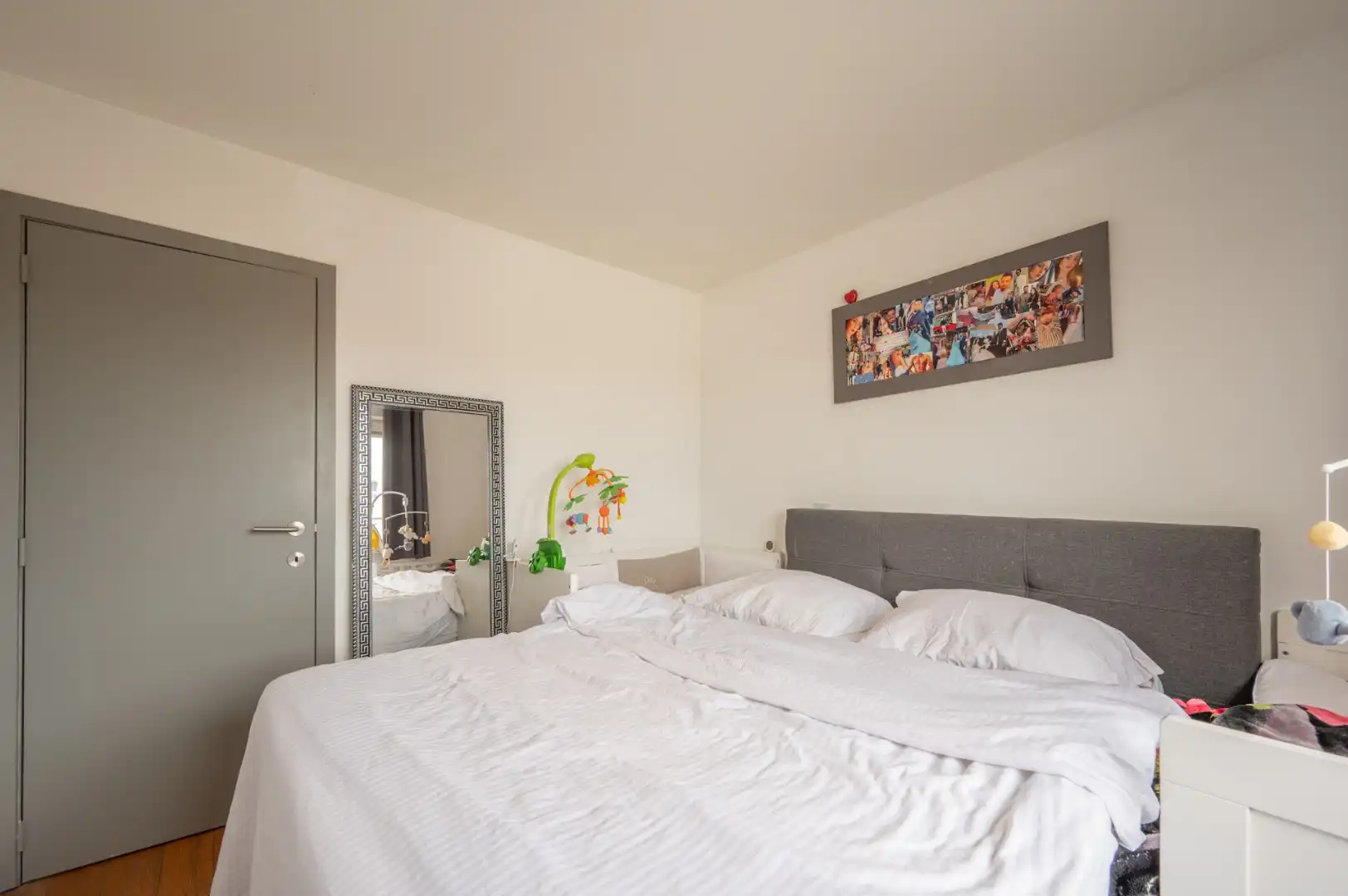 Zonnig appartement met 2 slaapkamers en terras met zicht op de jachthaven foto 7
