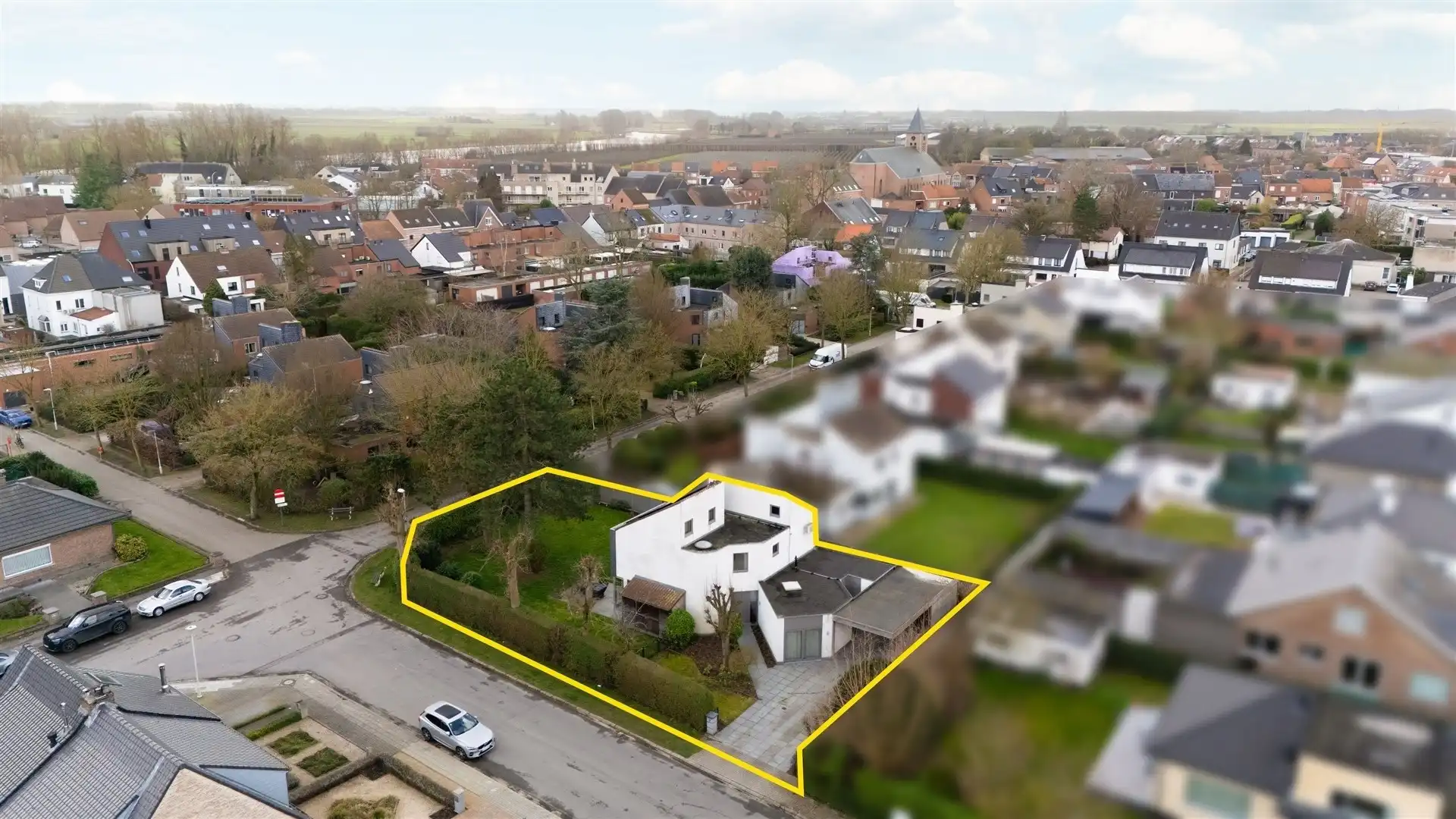 Stijlvolle gezinswoning met 3 slaapkamers en thuiskantoor (926m²) foto 32