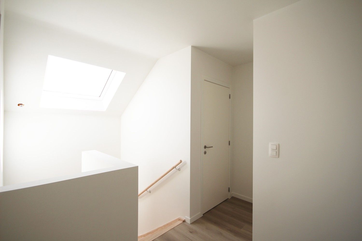 Instapklare nieuwbouw duplex te huur in Sint-Truiden! foto 17