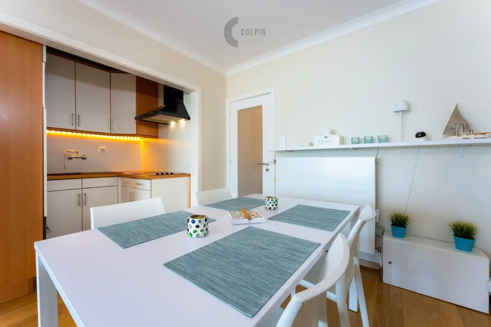 Te koop. Appartement met zeezicht foto 5