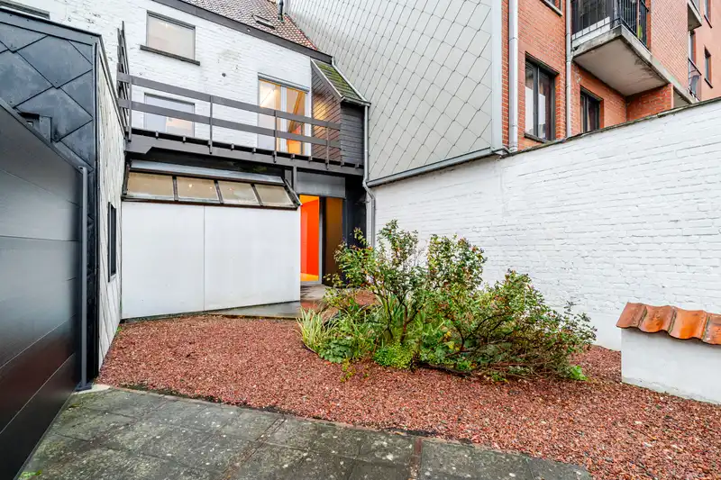 Ruime stadswoning met tuin in hartje Deinze foto 15