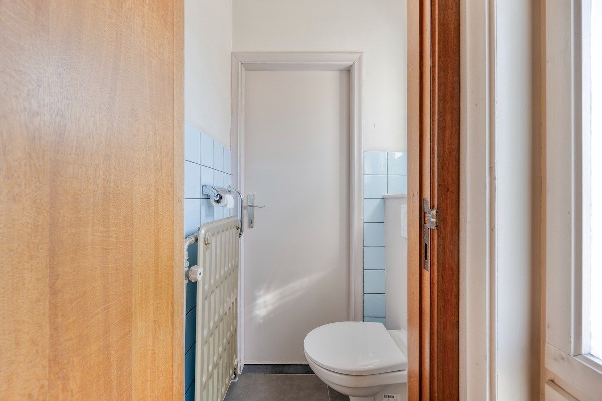 Gelijkvloerswoning met oa 3 slaapkamers in een rustige doodlopende straat. foto 6