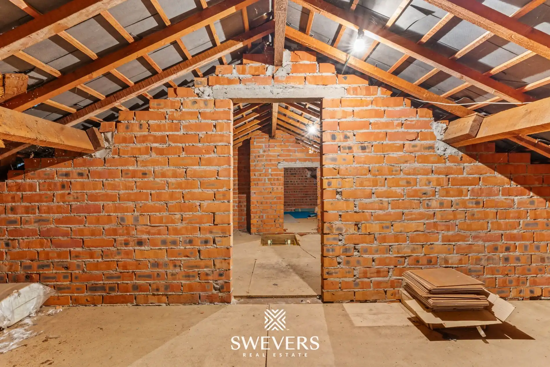 Op te frissen woning op 14a 23ca met open uitzicht foto 15