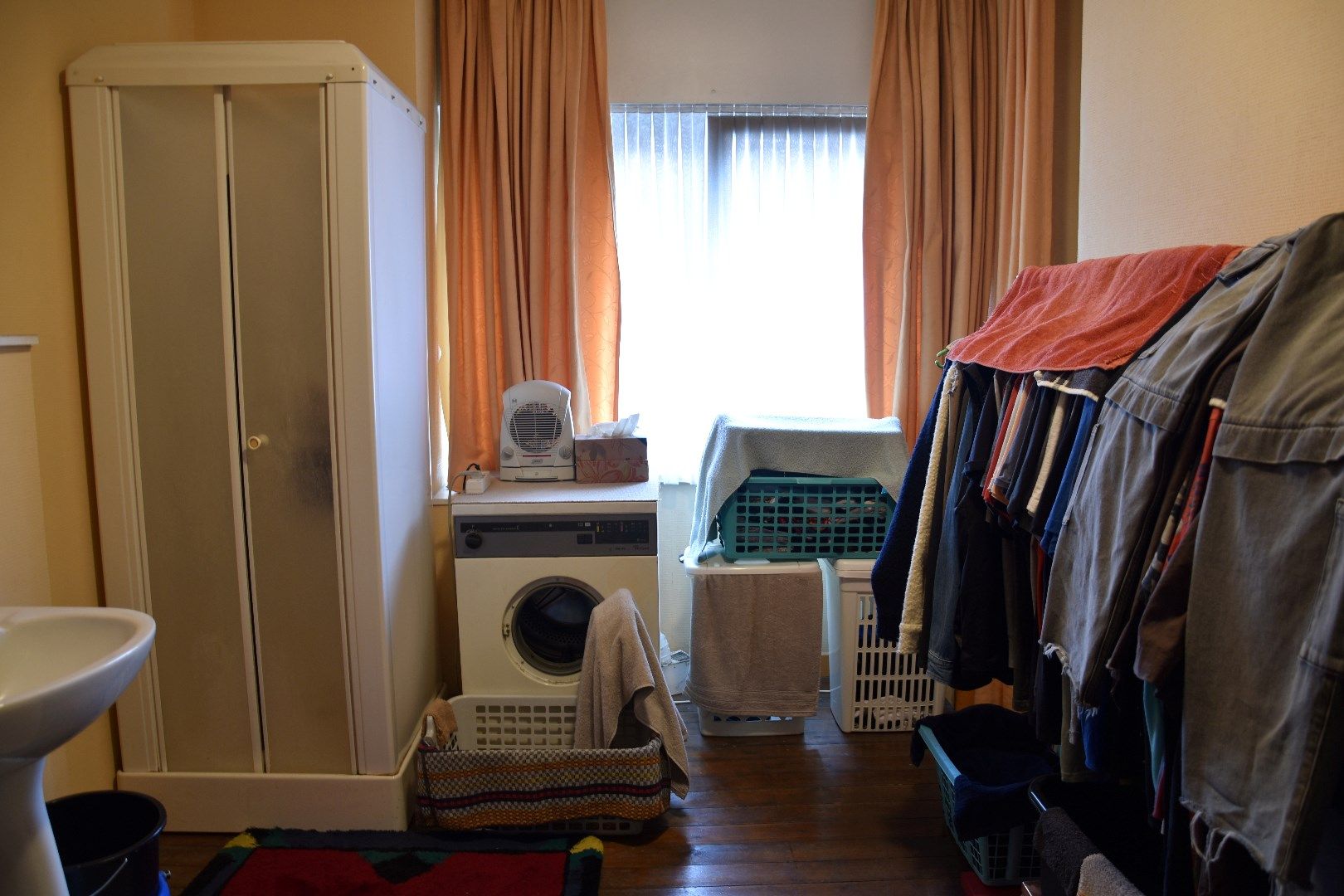 Woning met 2 slaapkamers te koop op topligging te Kortrijk foto 8