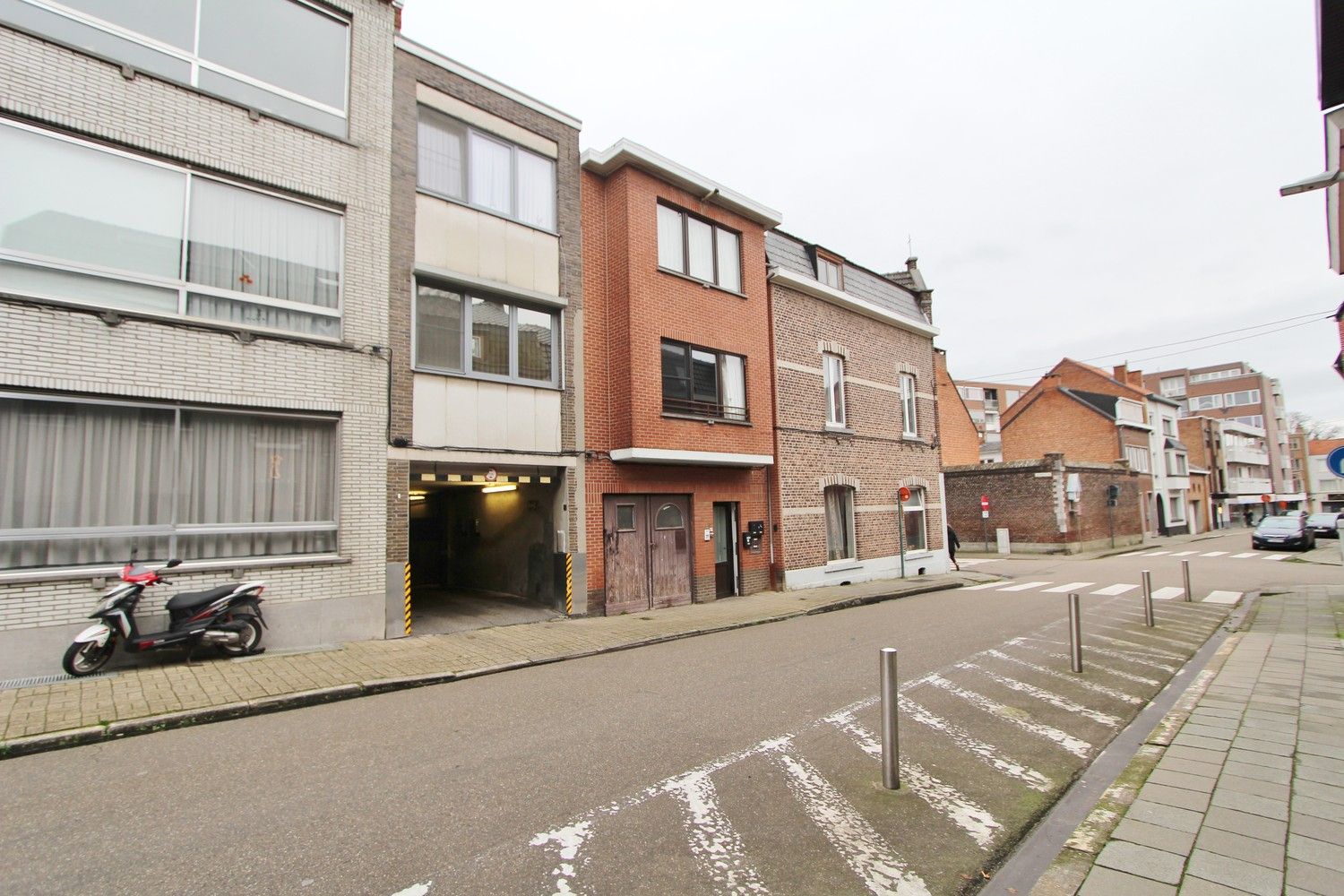 Garagebox in het centrum! foto 6