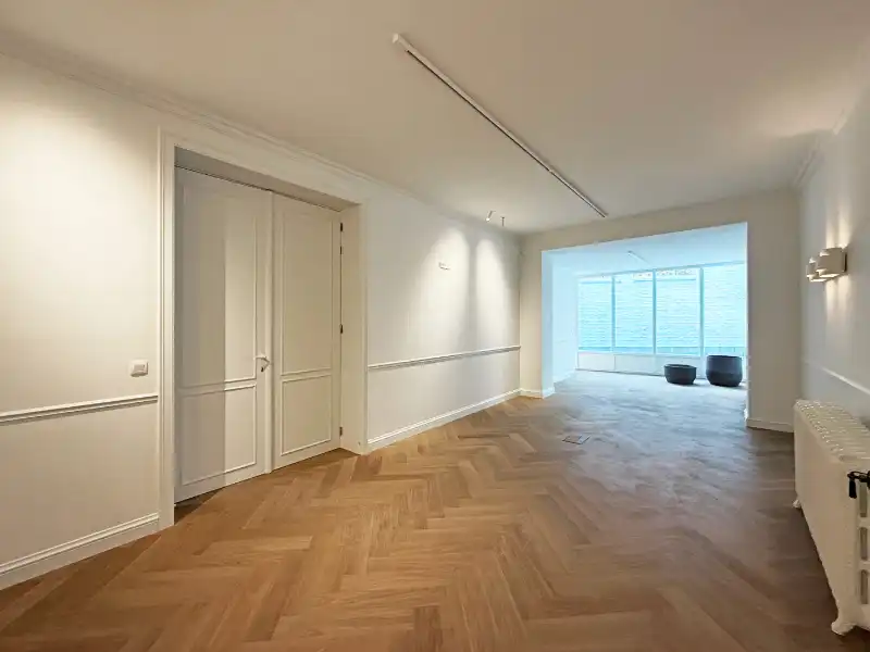 Prestigieus kantoor te huur foto 3