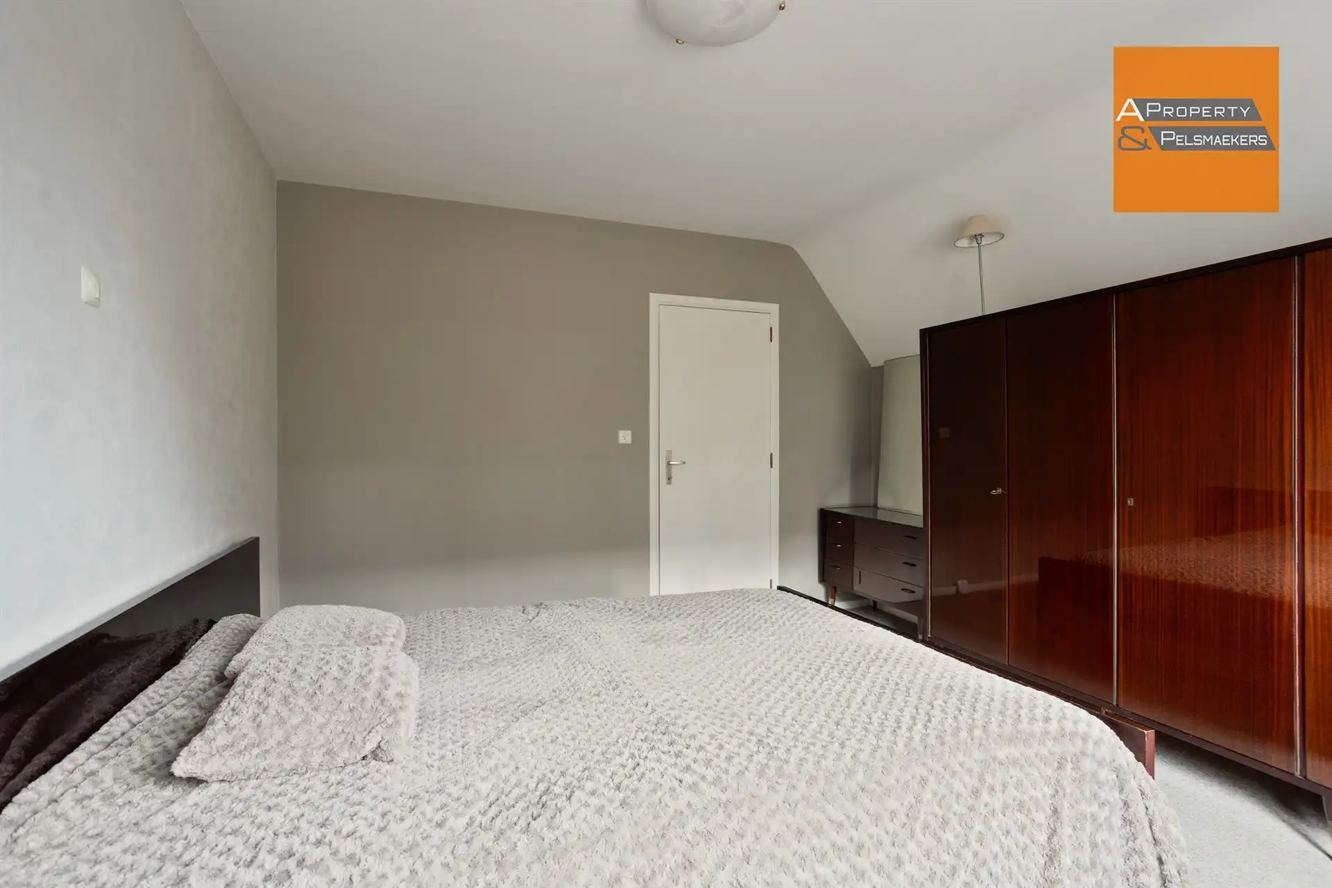 Lichtrijke villa met 4 slaapkamers nabij Britse School foto 17