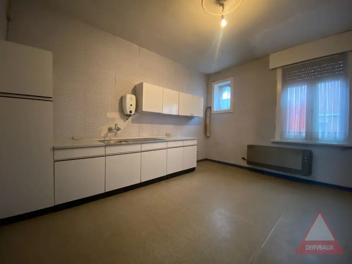 Zonnebeke – Charmante woning op centrale ligging nabij park en voorzieningen foto 14