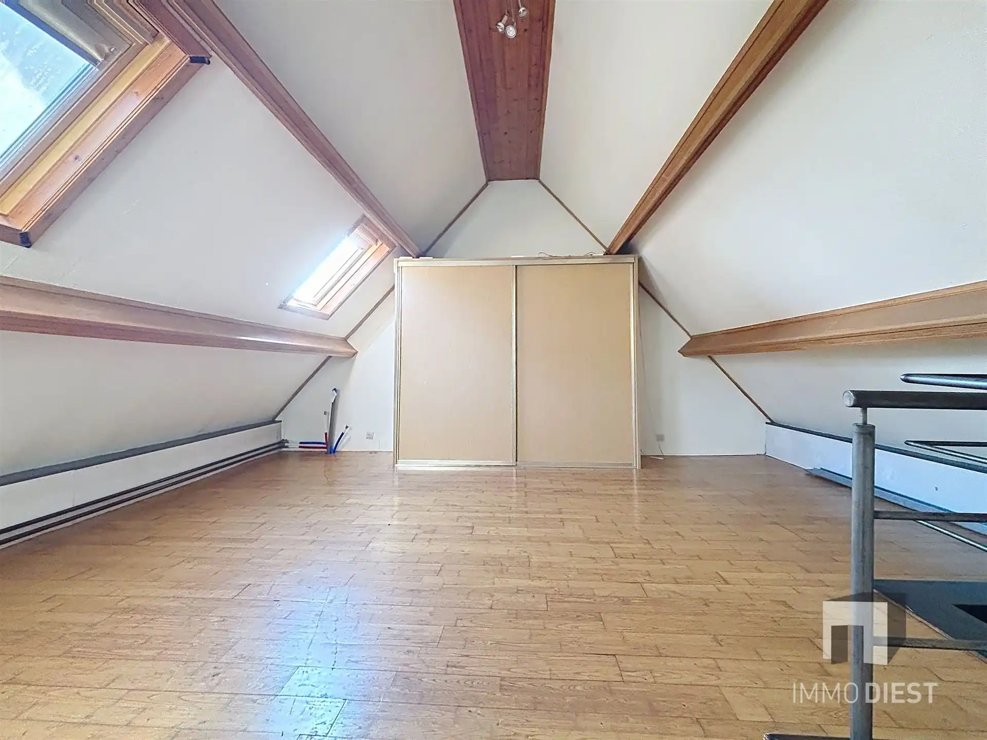 Fermette op 8a 60ca met achteraan zicht over de Demervallei (Langdorp). foto 20