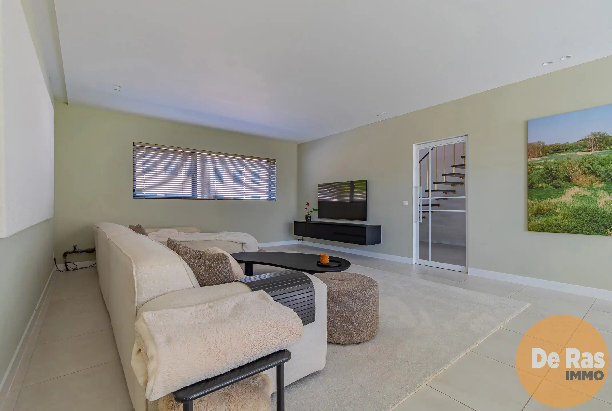 WICHELEN - Exclusief gerenoveerde woning met 4 slaapkamers foto 7