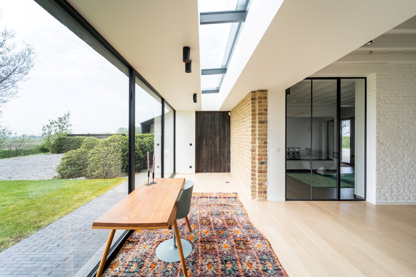 Prachtig gerenoveerde hoeve met panoramisch zicht over de polders foto 14