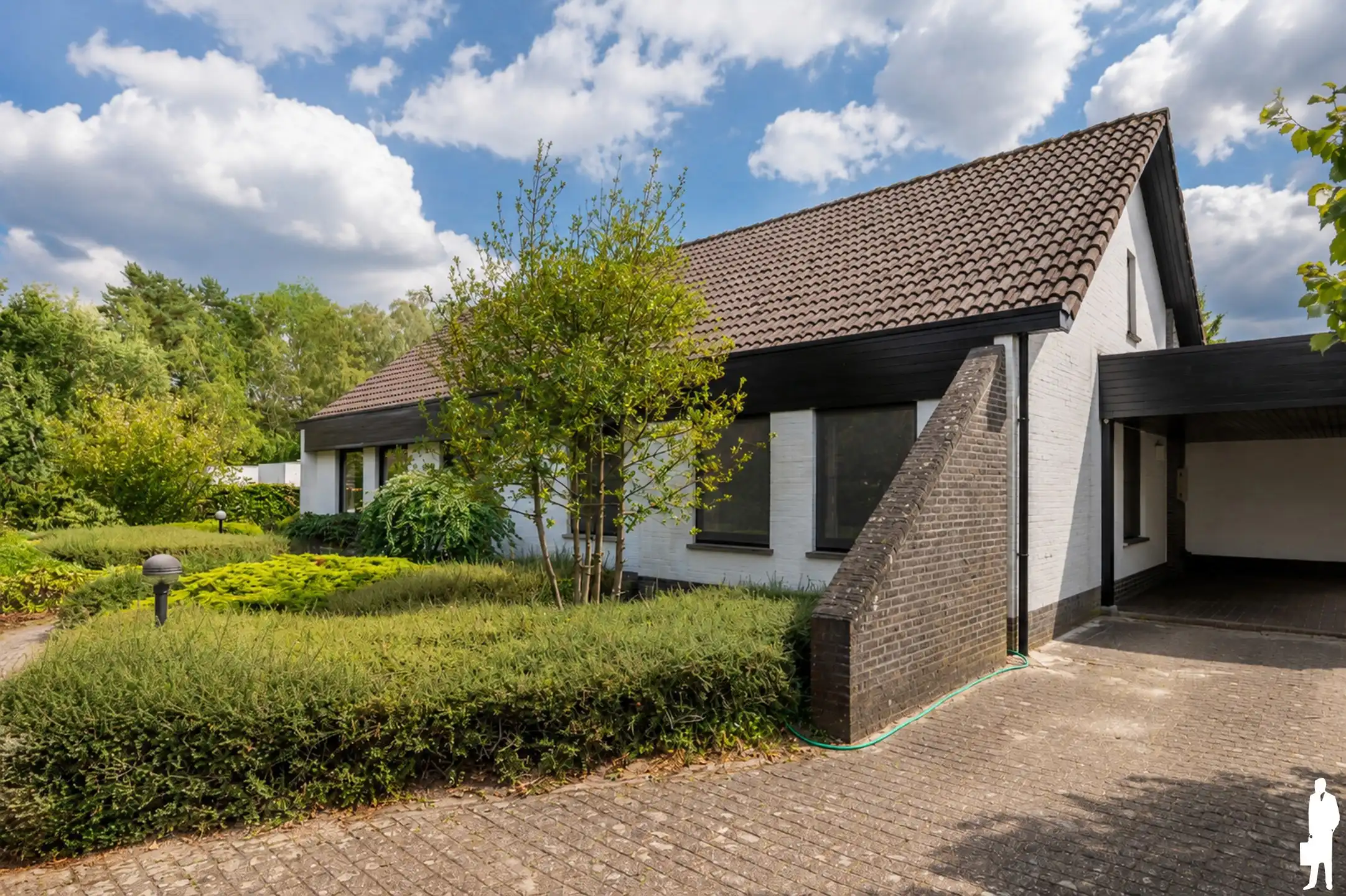Rustig gelegen villa | 6 slks | 1.705 m² | zuidgericht foto 28