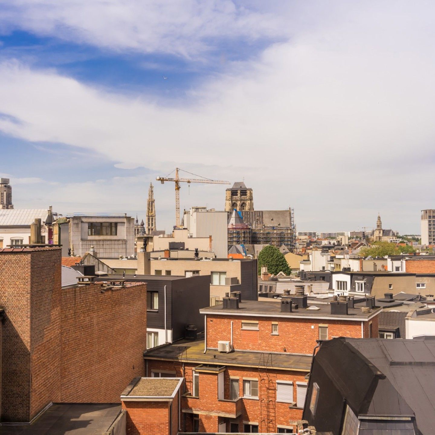 Instapklare opbrengsteigendom met 3 luxe Airbnb-units foto 3