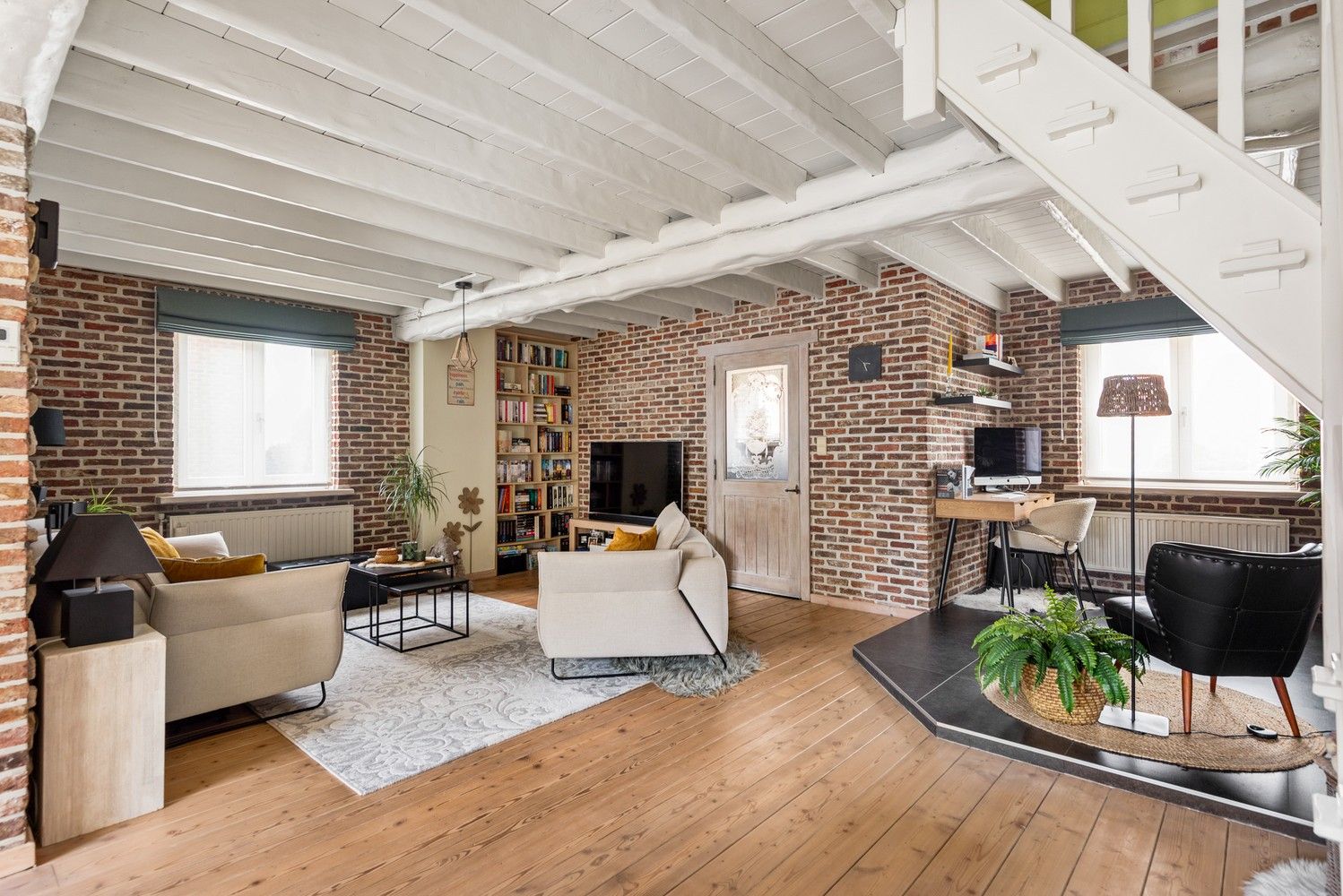 Instapklare woning met 3 slaapkamers en prachtige tuin te Walem foto 8