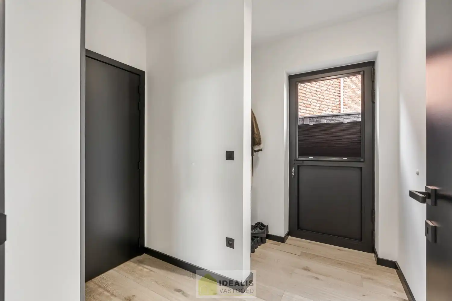 EEN BIJZONDER RIANTE WONING VAN MAAR LIEFST 302M² WOONOPPERVLAKTE OP EEN KNAP PERCEEL VAN 5A 90CA. foto 29