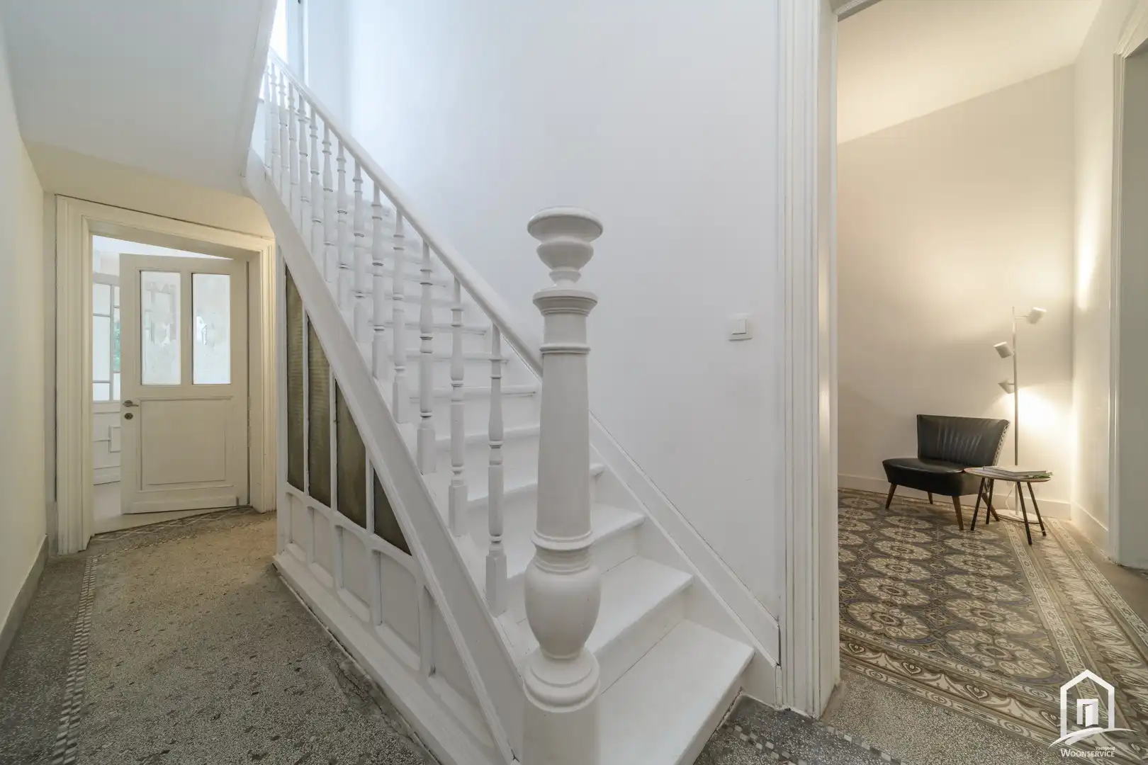 Exclusief gerenoveerde burgerwoning foto 12