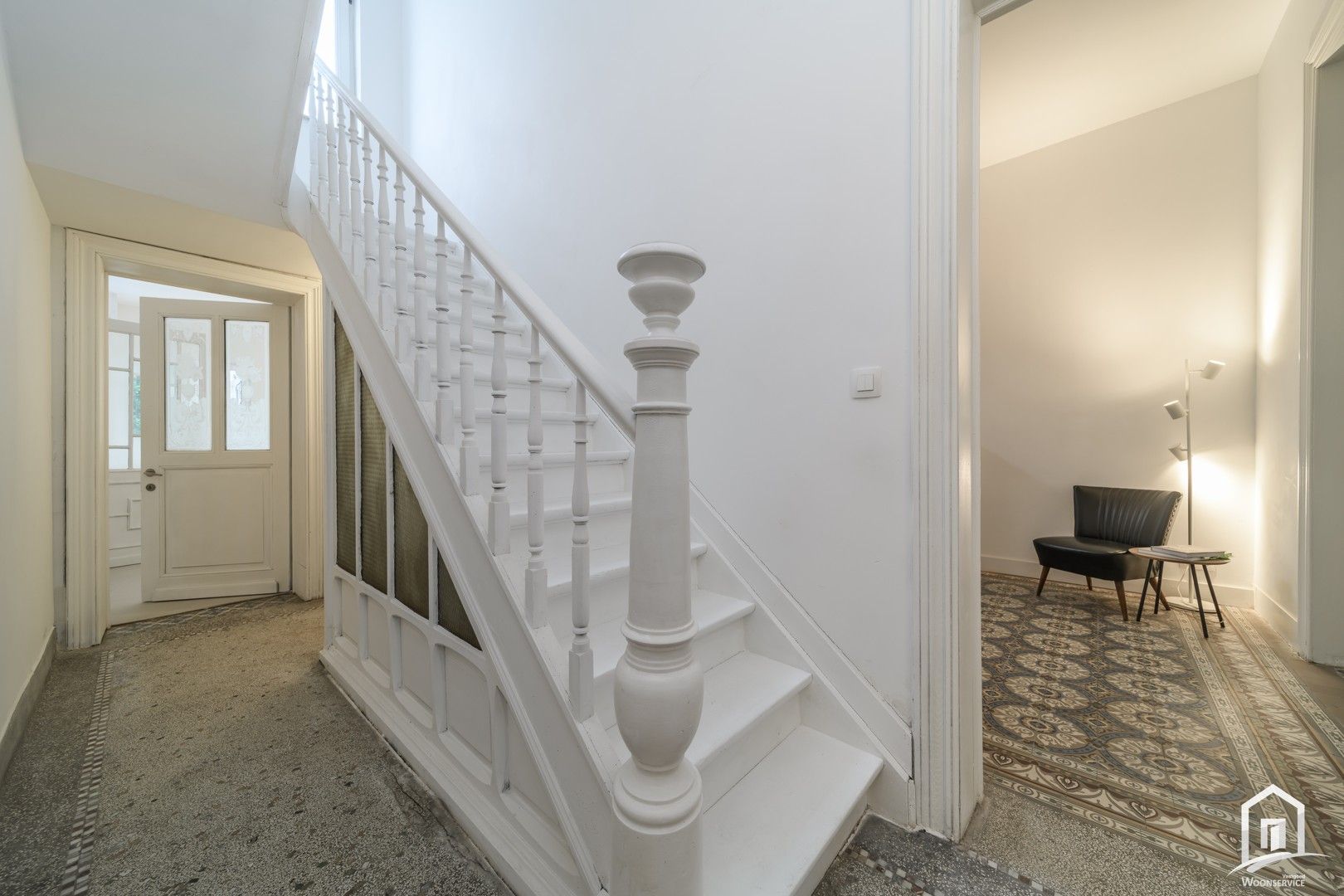 Exclusief gerenoveerde burgerwoning foto 12