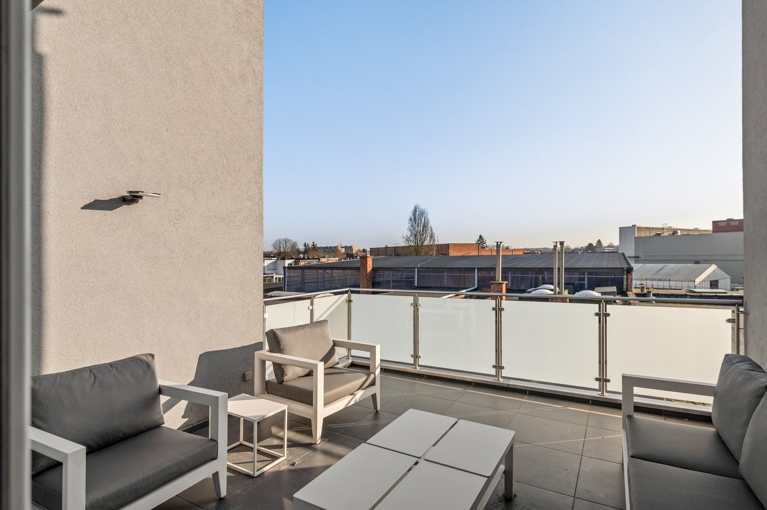 Ruime kangoeroewoning met 6 SLPKS een groot magazijn in Mortsel! foto 13