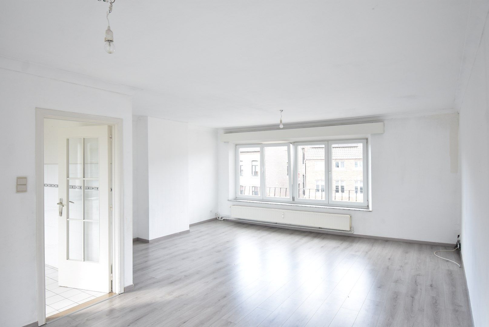 Degelijk appartement met 2 slaapkamers in centrum Hoeselt foto 6