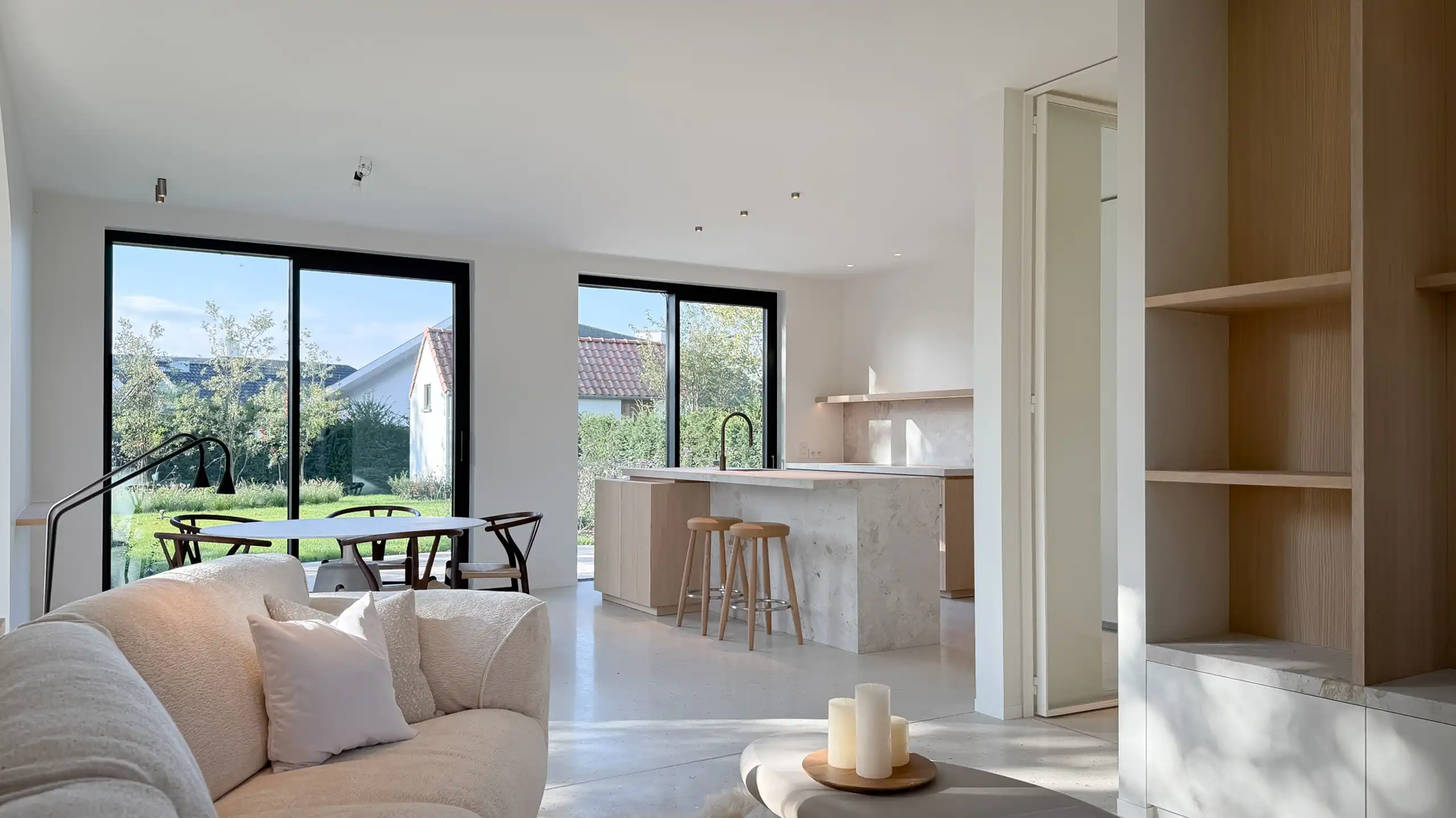 Instapklare NIEUWBOUWVILLA aan de rand van het Zoute... foto 14