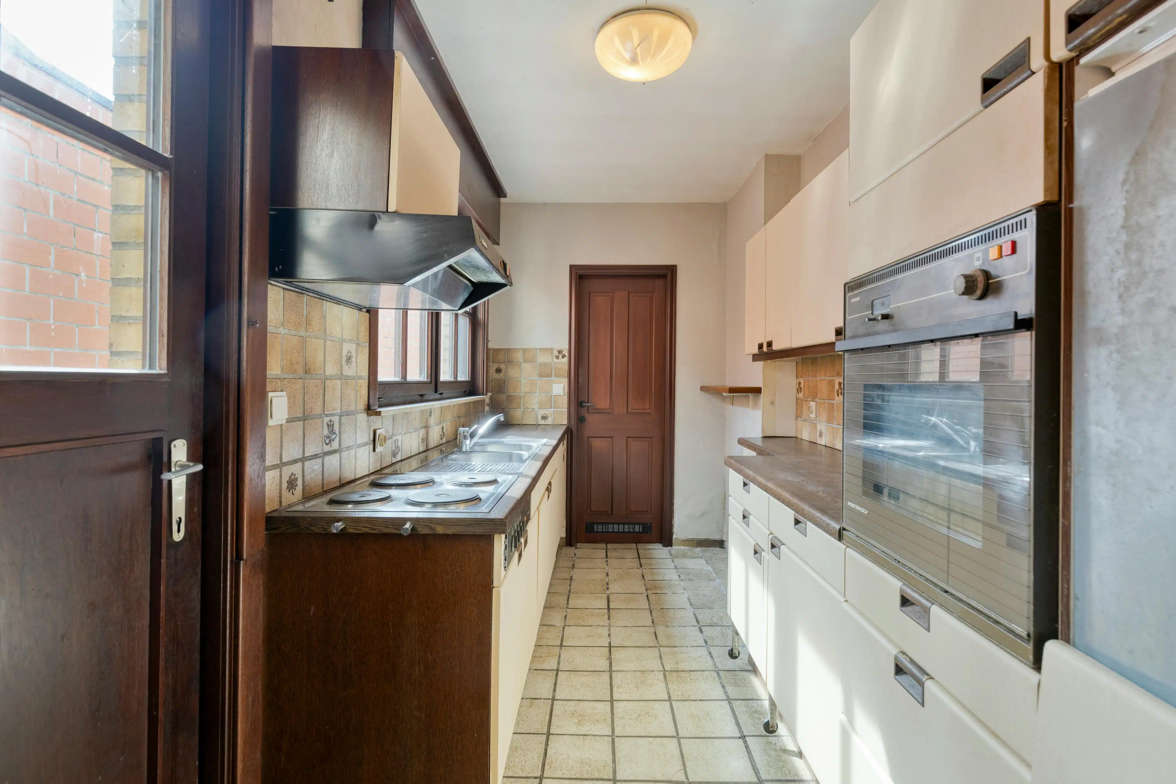 Woning met 3 slaapkamers en zuidgerichte tuin te koop. foto 4