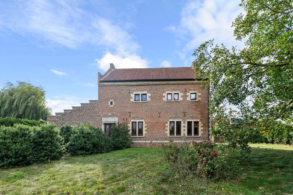 AUTHENTIEKE, STATIGE WONING MET KARAKTER IN HOEPERTINGEN foto 9