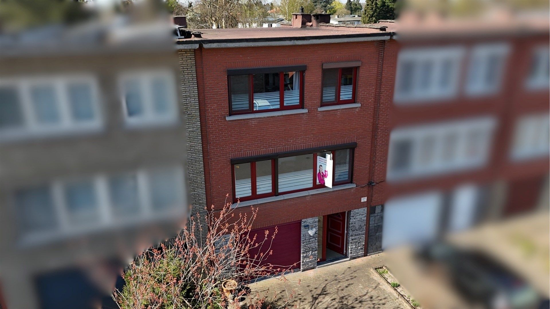 Bel-etagewoning met 3 slaapkamers, ruime garage en Zuid tuin foto 16