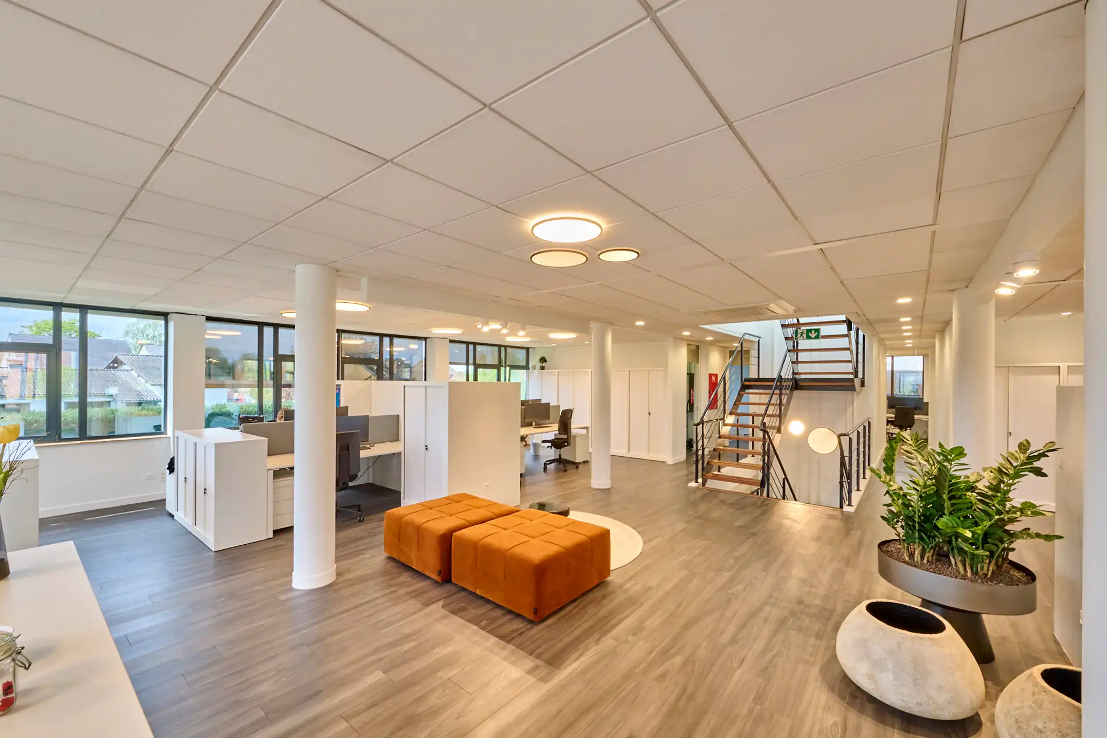 Kantoorgebouw te huur in Hasselt foto 4