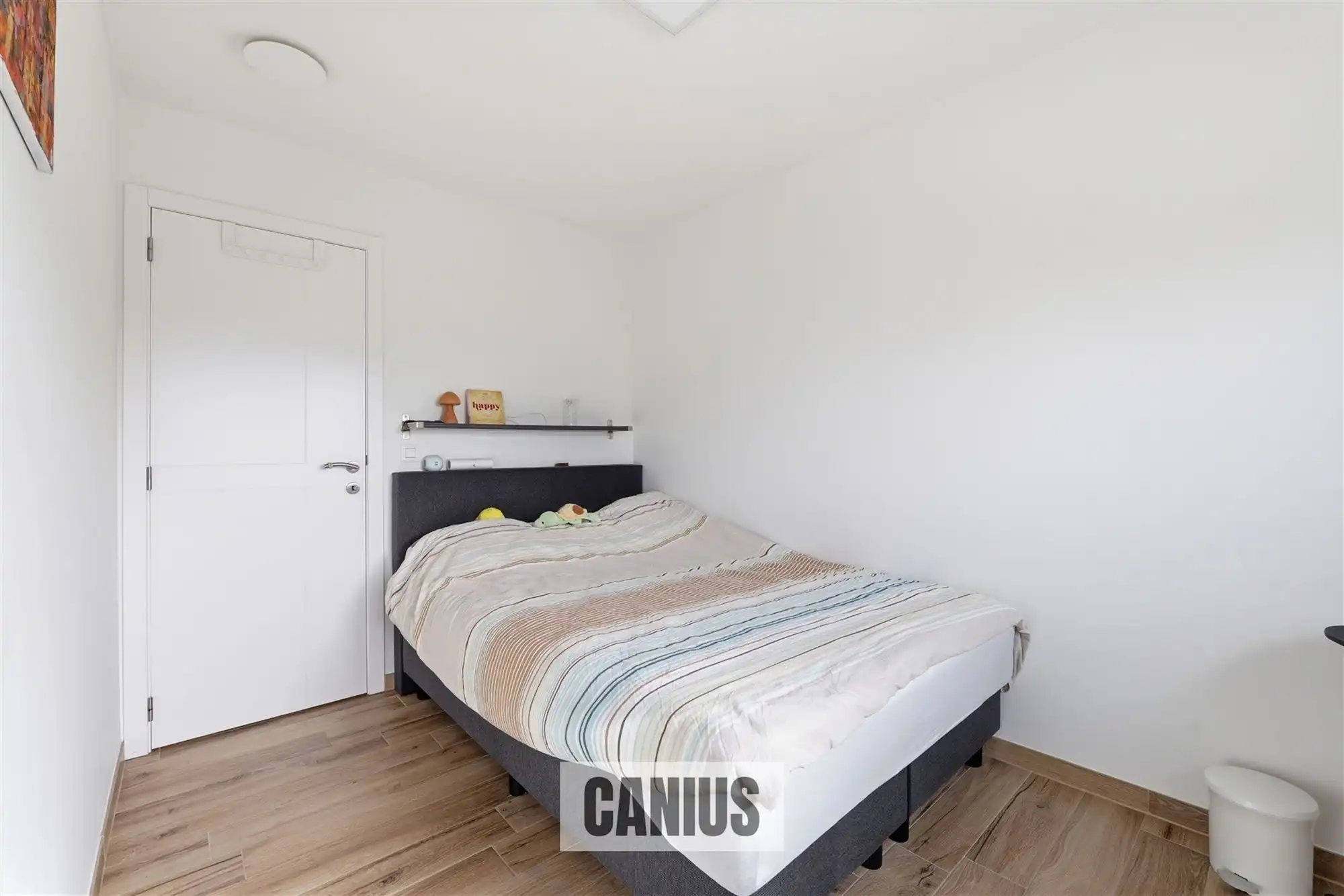 STIJLVOLLE HALFOPEN BEBOUWING MET DRIE SLAAPKAMERS EN LIFT foto 22