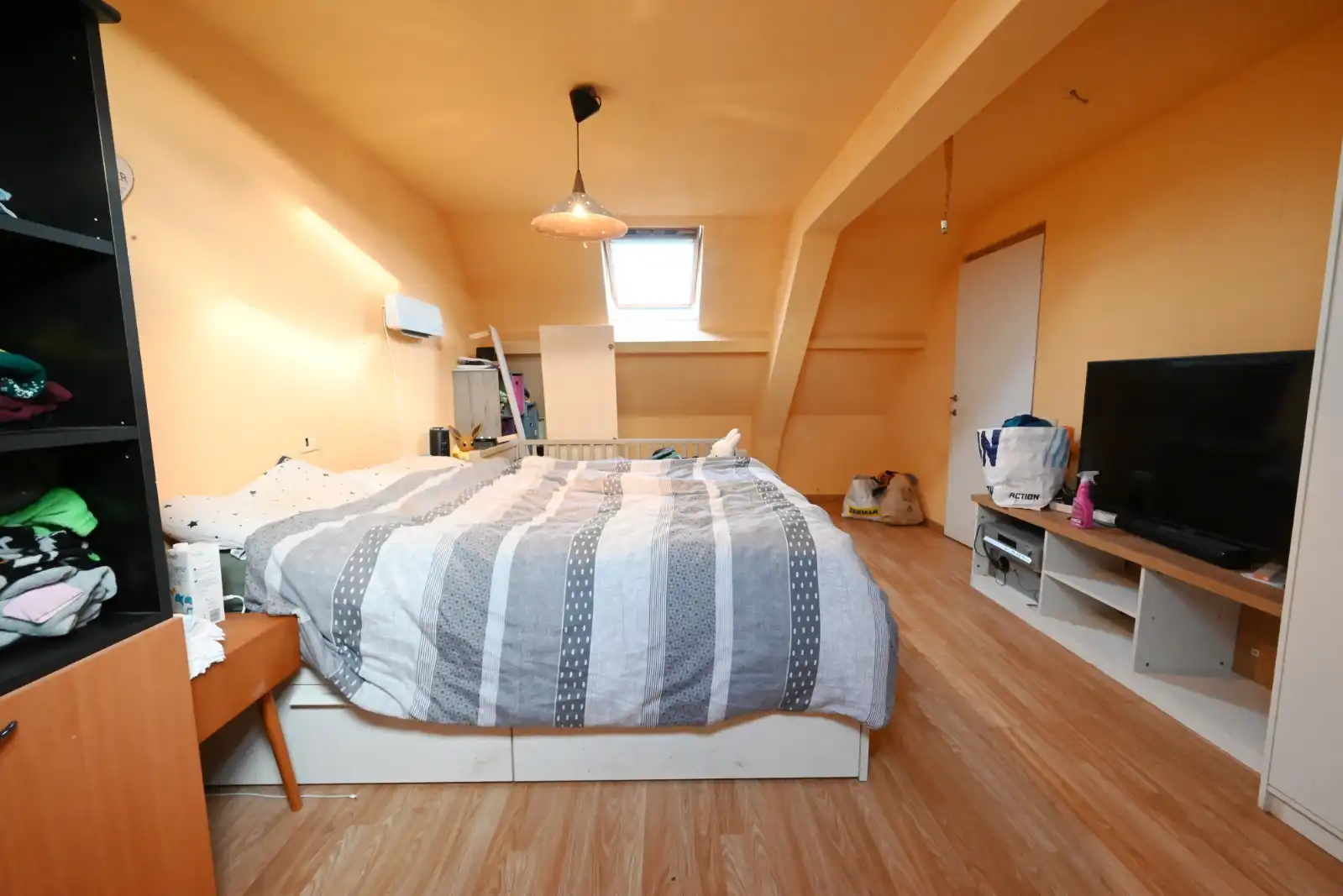 Woning met gunstige ligging in Izegem te koop! foto 10