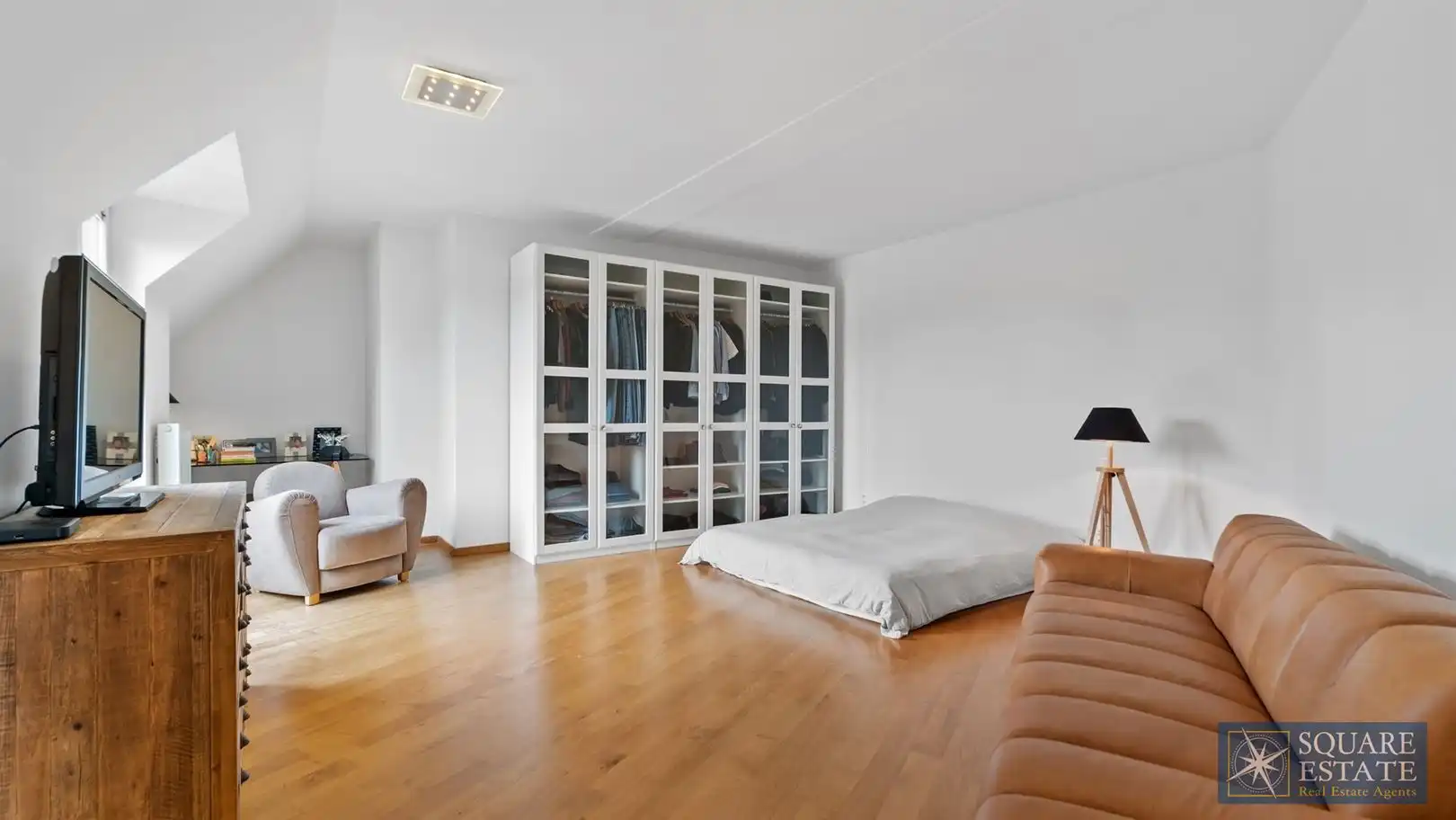 Charmante duplex gelegen op de prachtige Marktplein foto 8