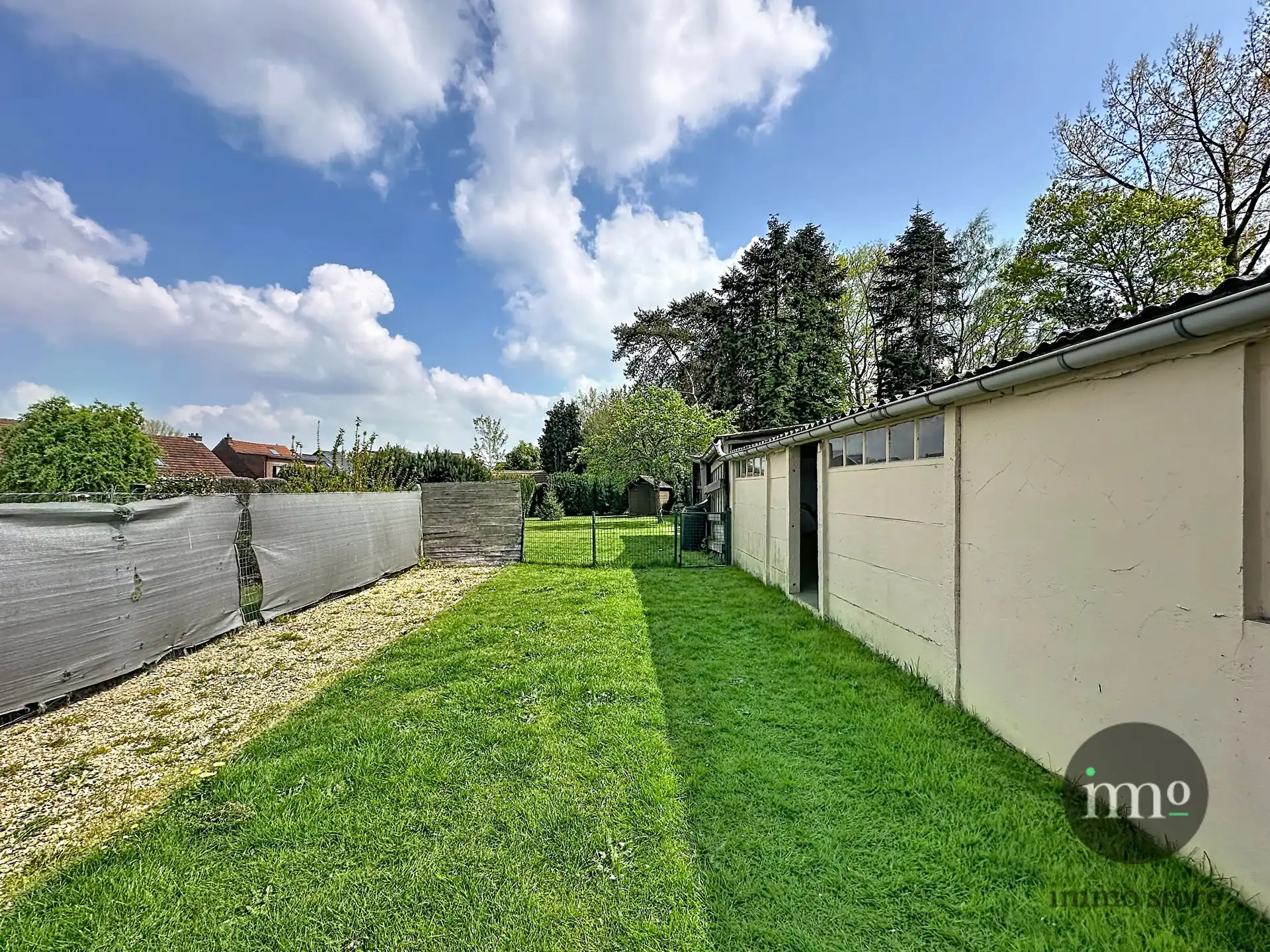 Stevige woning met tuin op rustige ligging in Ternat foto 3