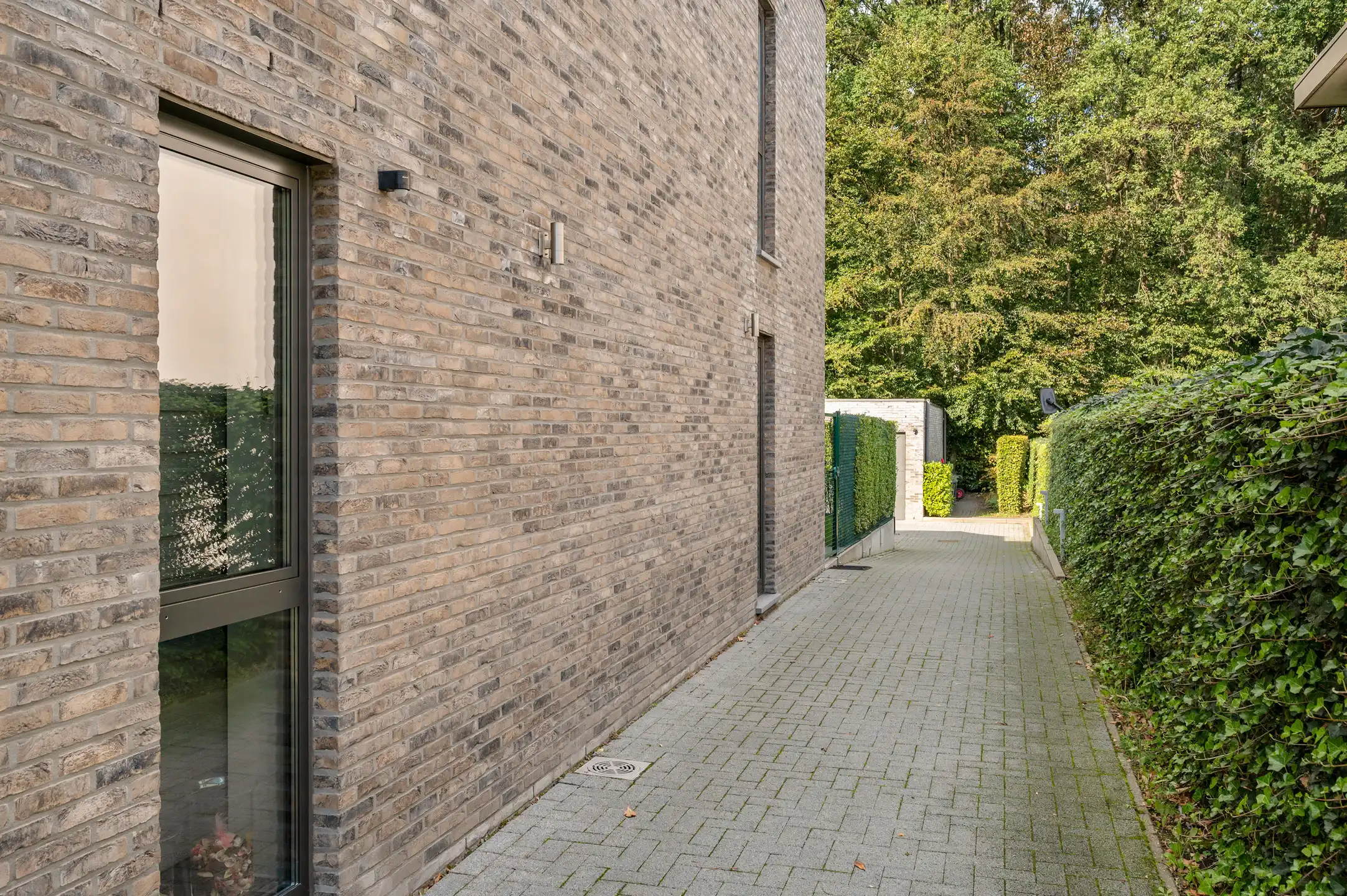 Lichtrijk 2-slaapkamerappartement met groen terras en ruime garagebox in hartje Heide foto 23