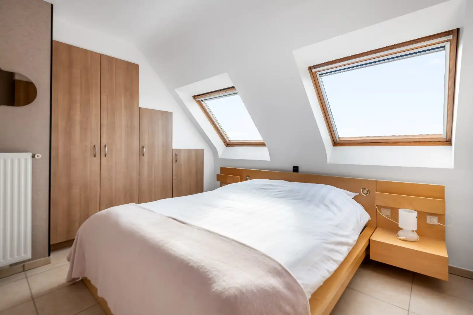 Duplex appartement met open zicht gelegen op de Lippenslaan ter hoogte v.h. Verweeplein. foto 11