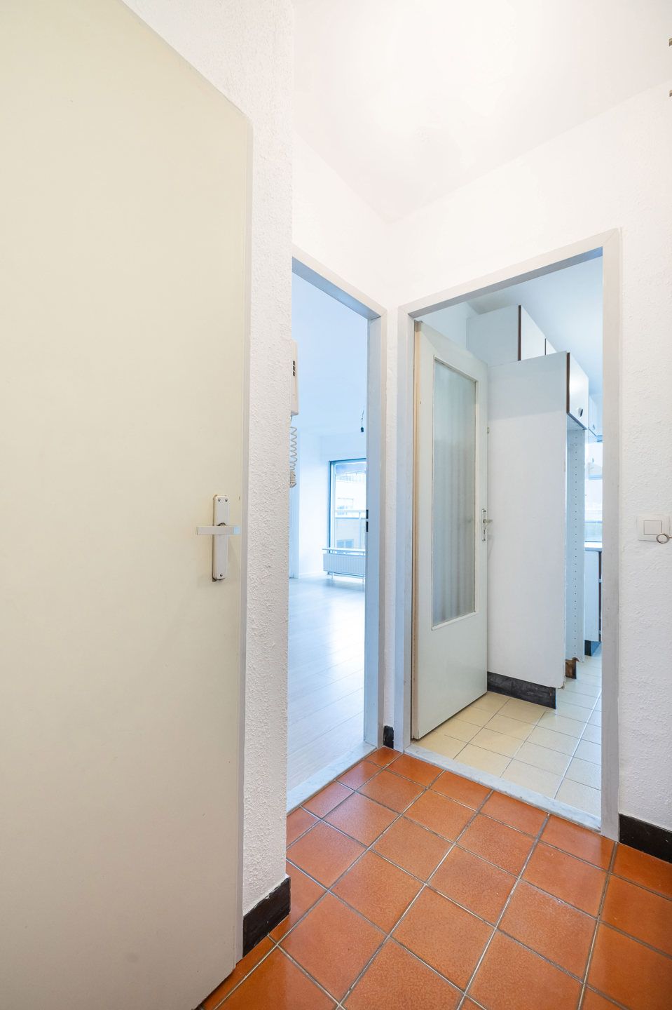 Topverdieping 2 slpks + garage: ontgrendel zijn potentieel! foto 7