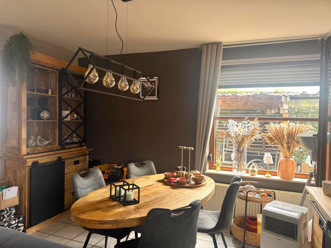 Charmante woning (H.O.B) met terras en tuin foto 2