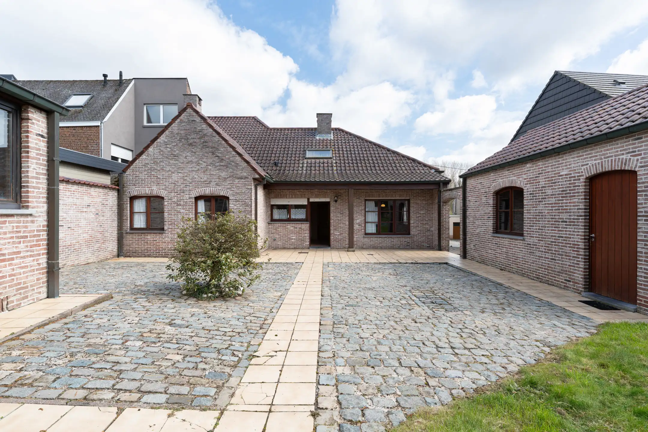 Gezellige 3-gevelwoning nabij dorpskern Iddergem foto 7