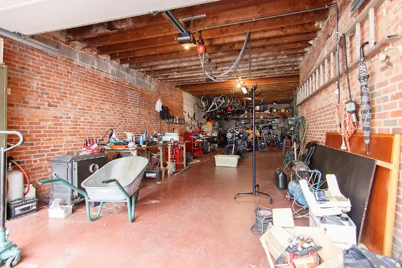 TE RENOVEREN WONING OP RUIM PERCEEL VAN BIJNA 12 ARE HALFOPEN BEBOUWING MET VEEL RUIMTE EN UITBREIDINGSMOGELIJKHEDEN foto 18