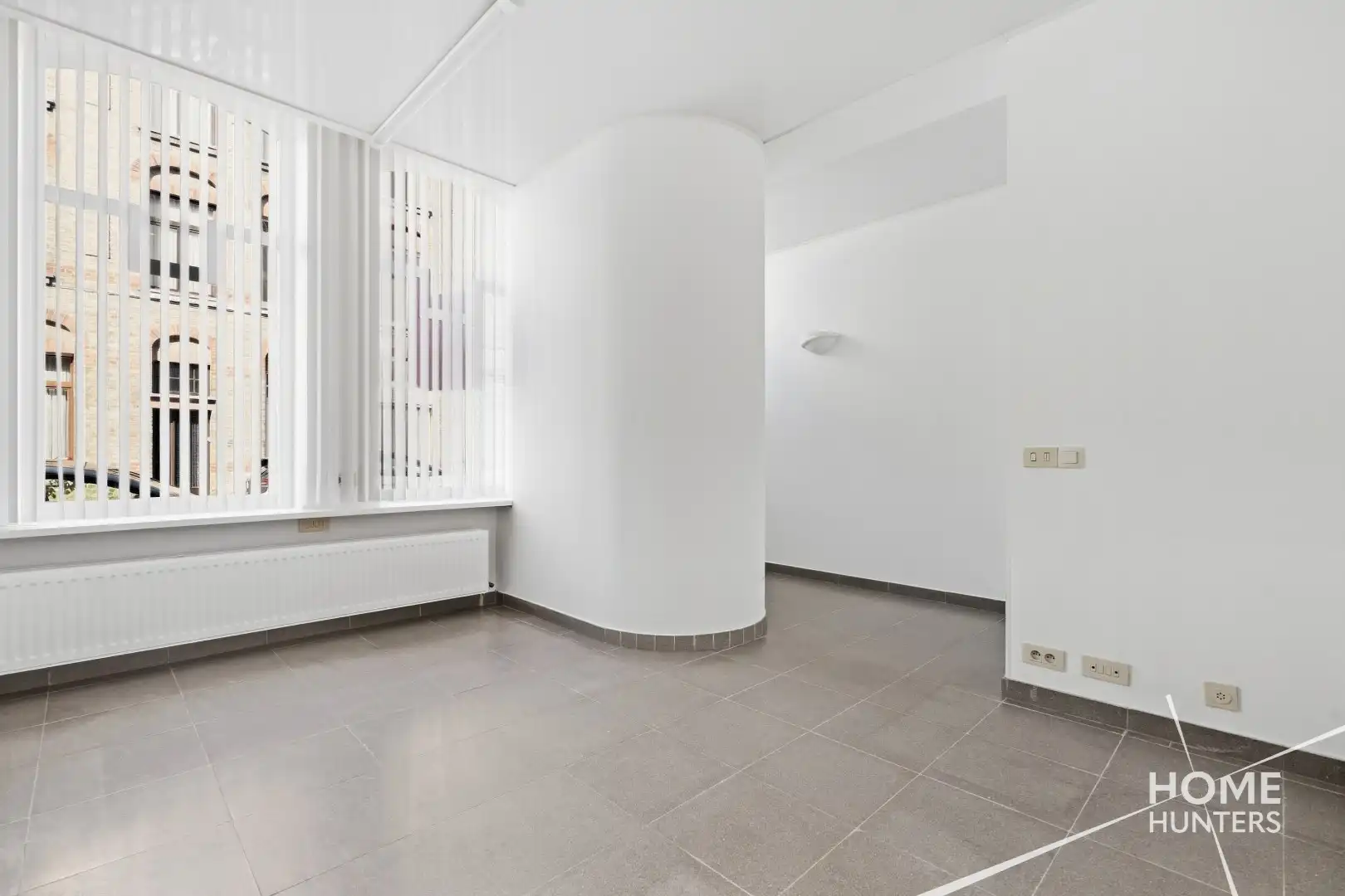 Ruime instapklare stadswoning met 3 slpks, tuin en EPC B foto 4
