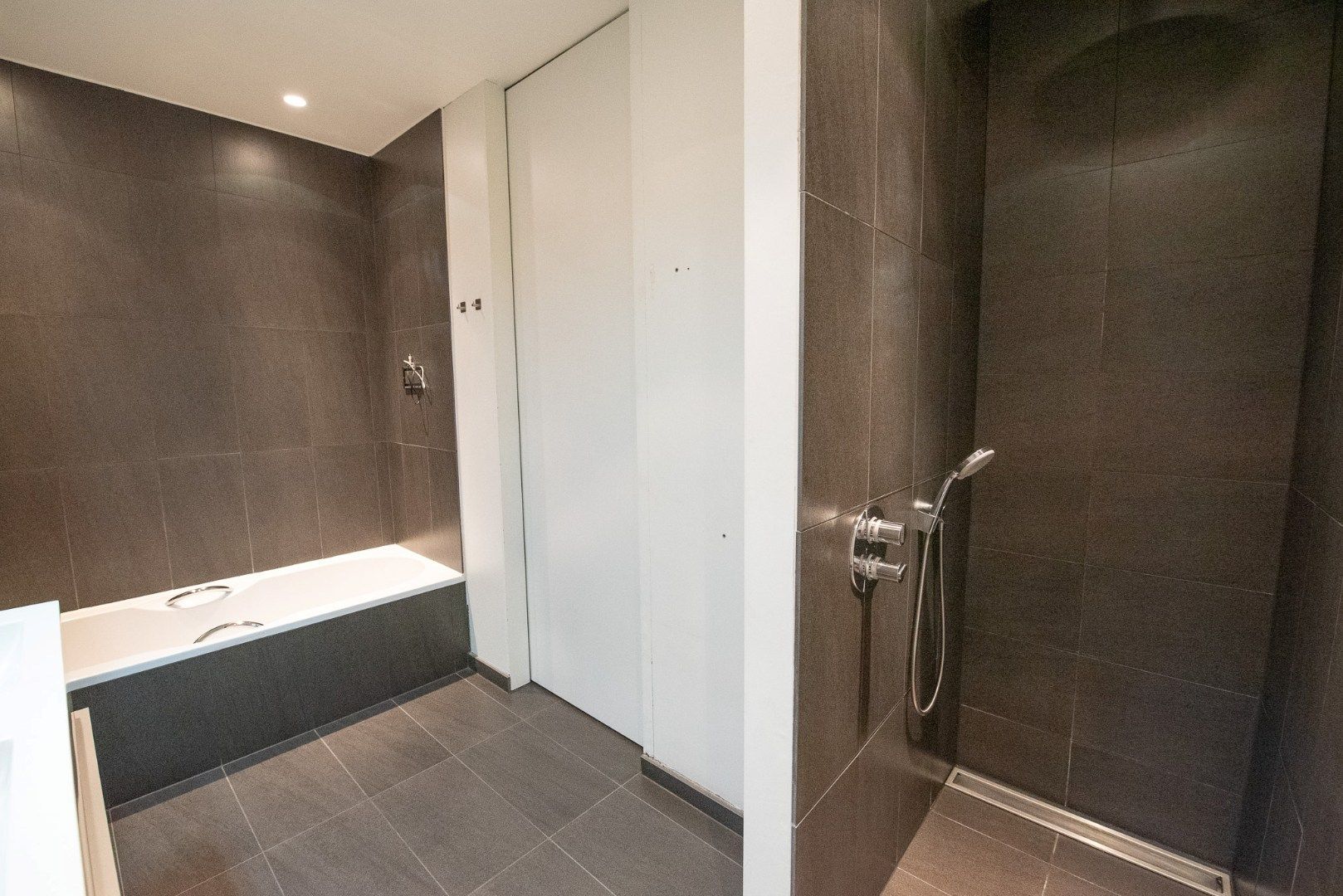 Te koop: instapklaar appartement van +/- 110 m² met 2 slaapkamers in hartje Waregem – Residentie Avalon foto 13