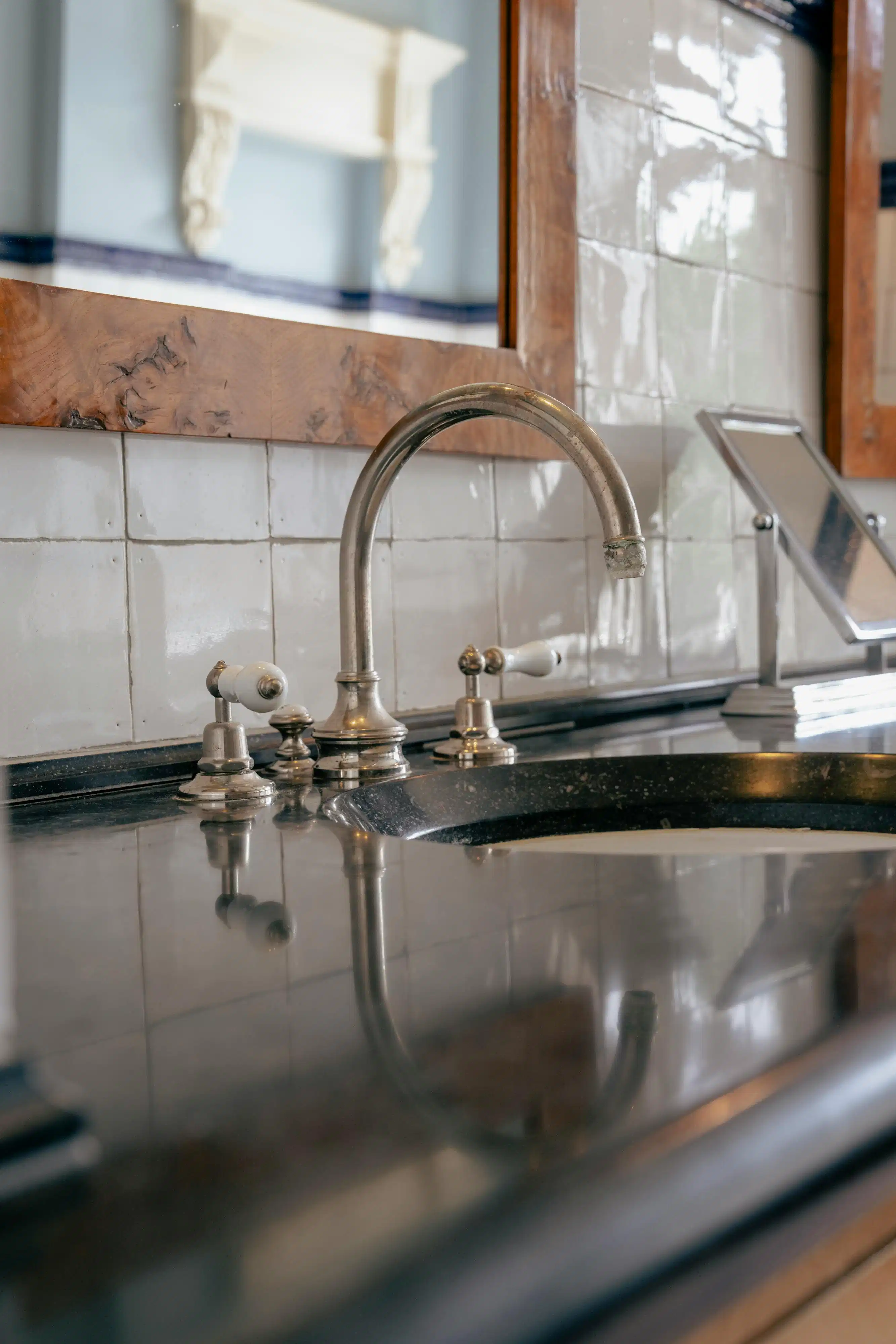 Uniek historisch kasteel op 9 hectare te koop in Geluveld foto 28