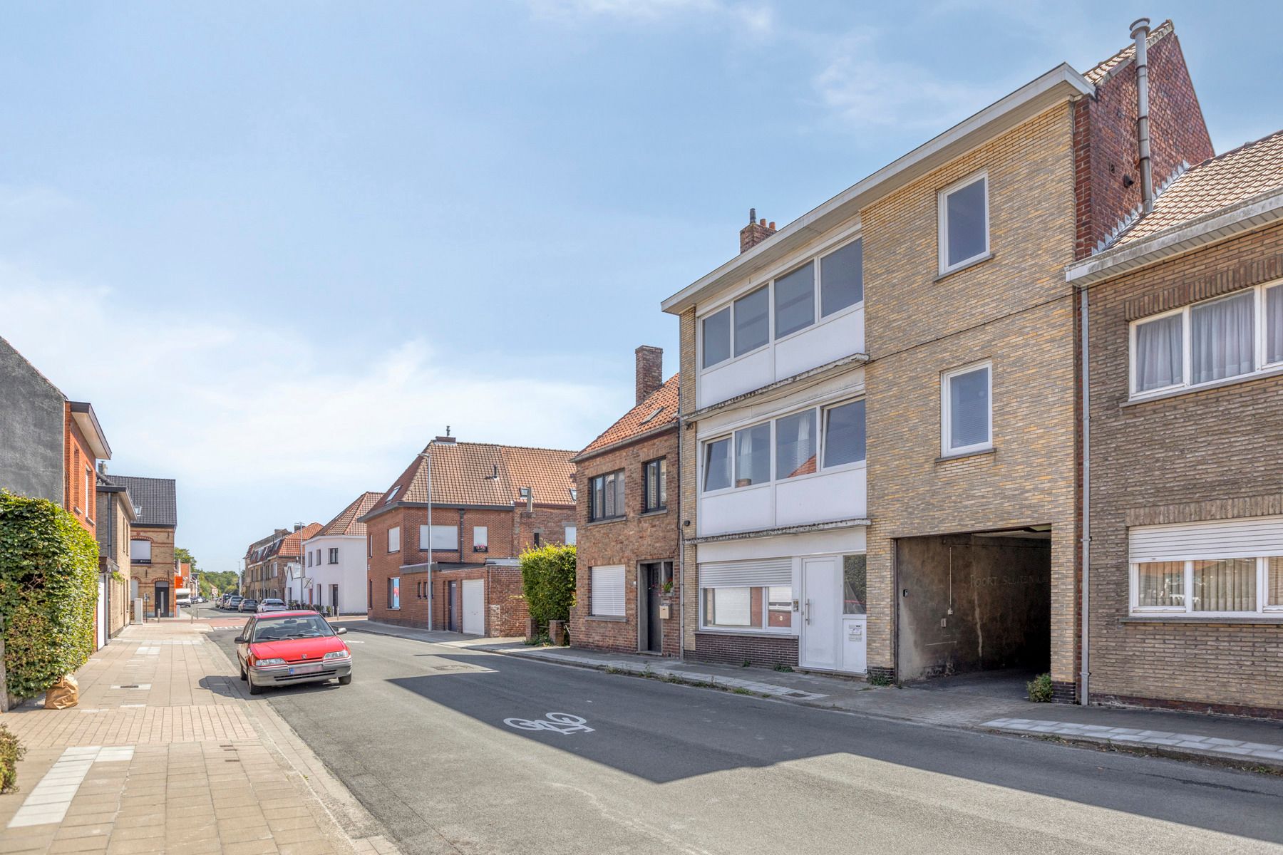 Gezellig gerenoveerd appartement te St. Kruis Brugge foto {{pictureIndex}}