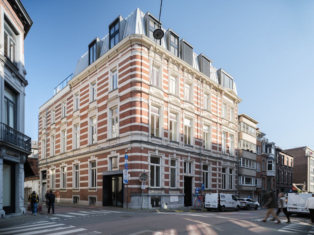 Wabi Sabi naar de hand van architect Tatsuro Miki. Exclusief 1 slpk-appartement met ruim en groen terras in een prestigieus gebouw te Centrum Gent. foto 11