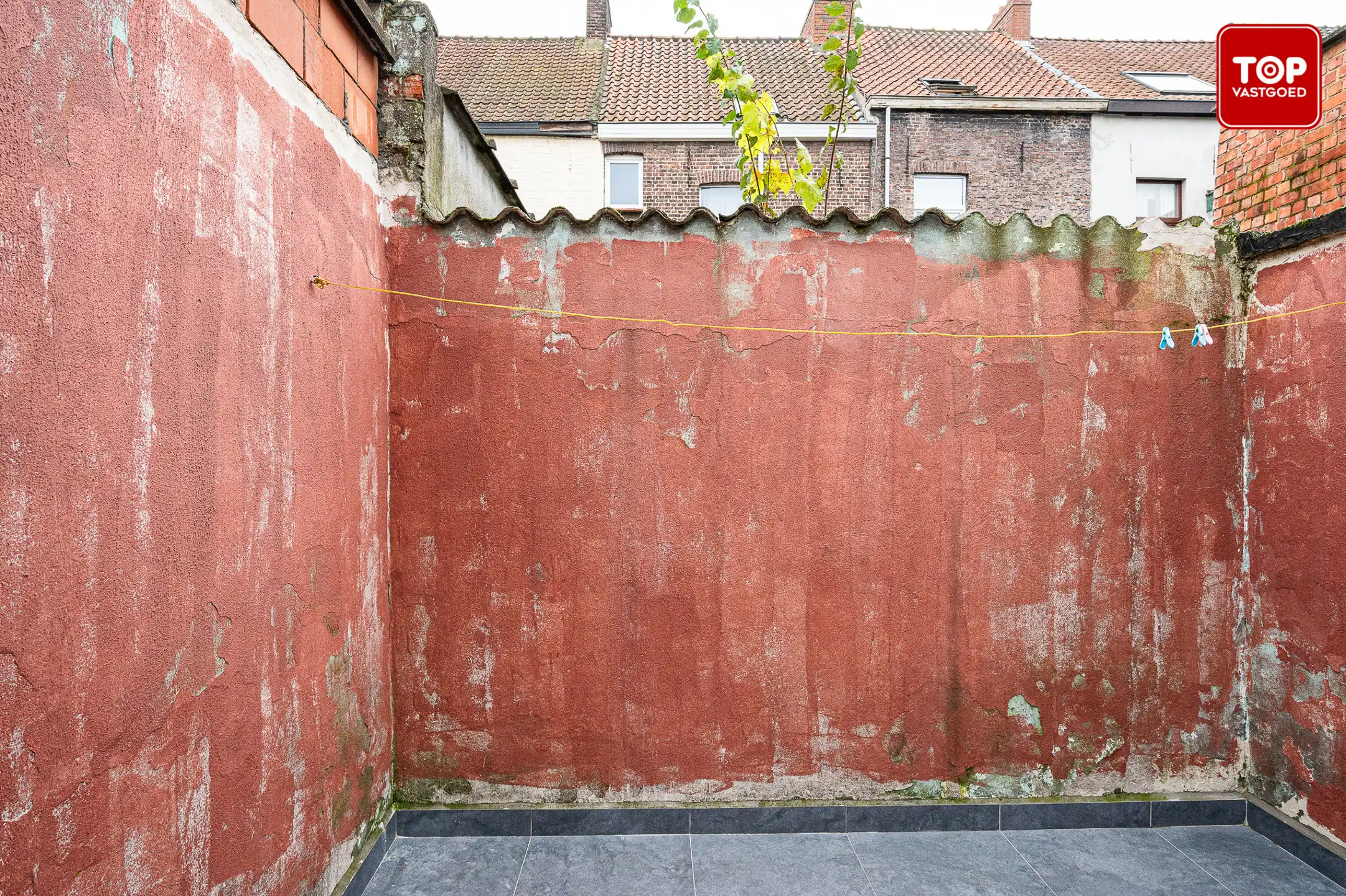 Instapklare stadswoning met 4 slaapkamers en ruime koer. foto 18