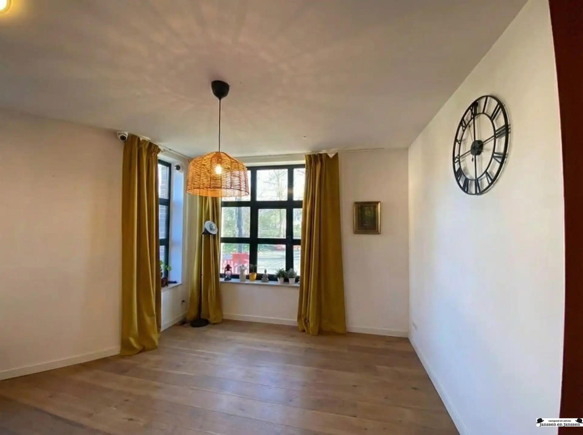 Gezellig gelijkvloers appartement met twee slaapkamers in het centrum van Wuustwezel! foto 4