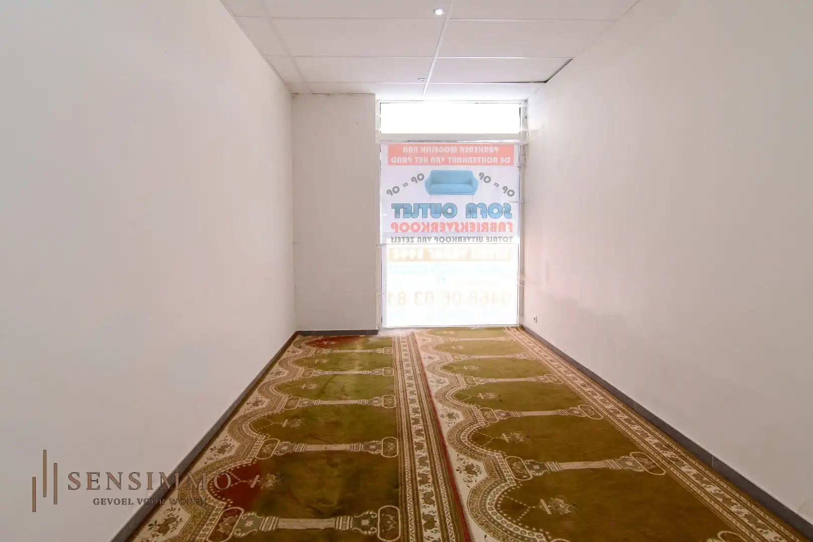 Gigantisch handelsruimte van 1.457 m² in het centrum van Maasmechelen! foto 14