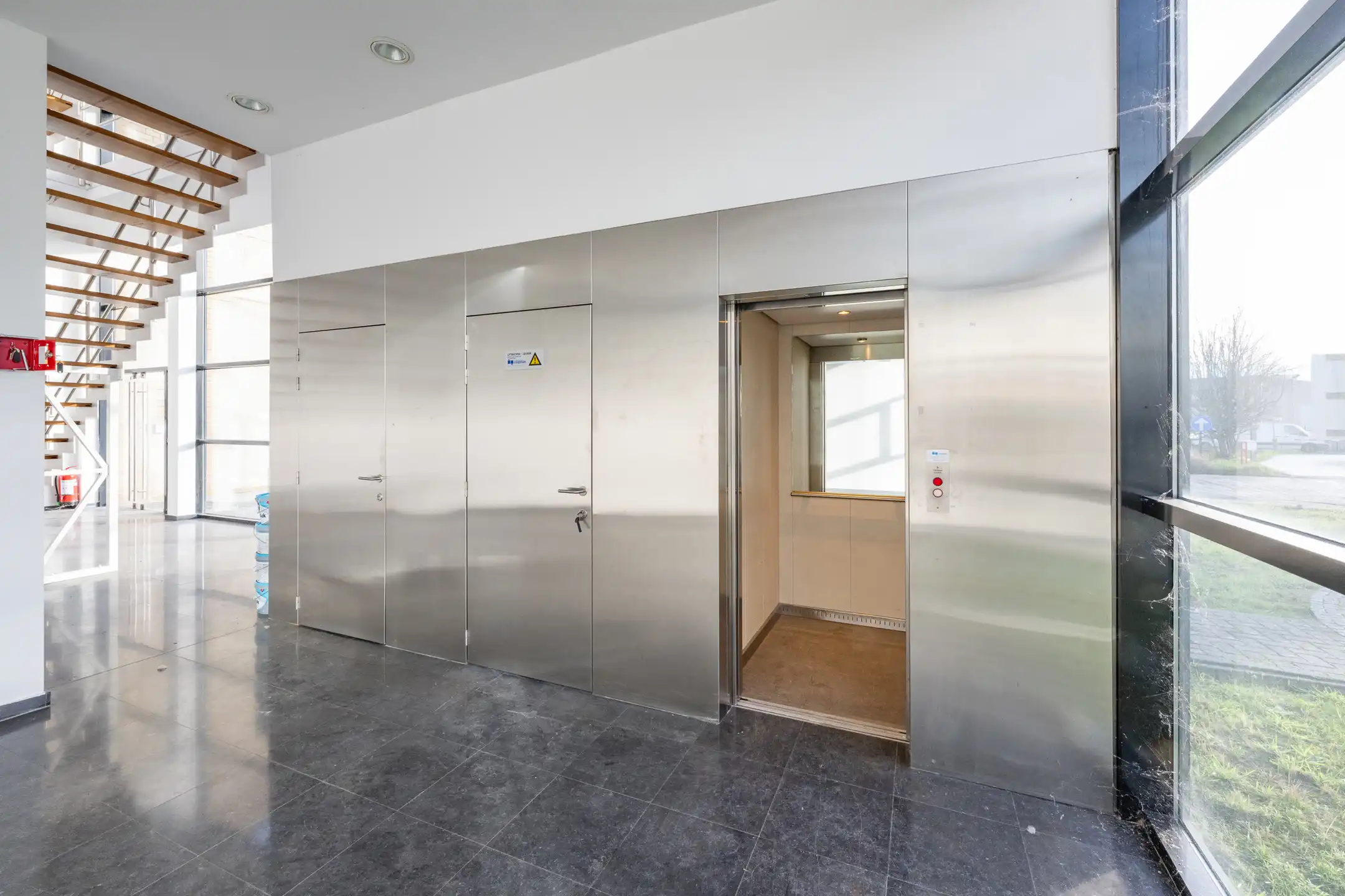 Kantoor te huur foto 4